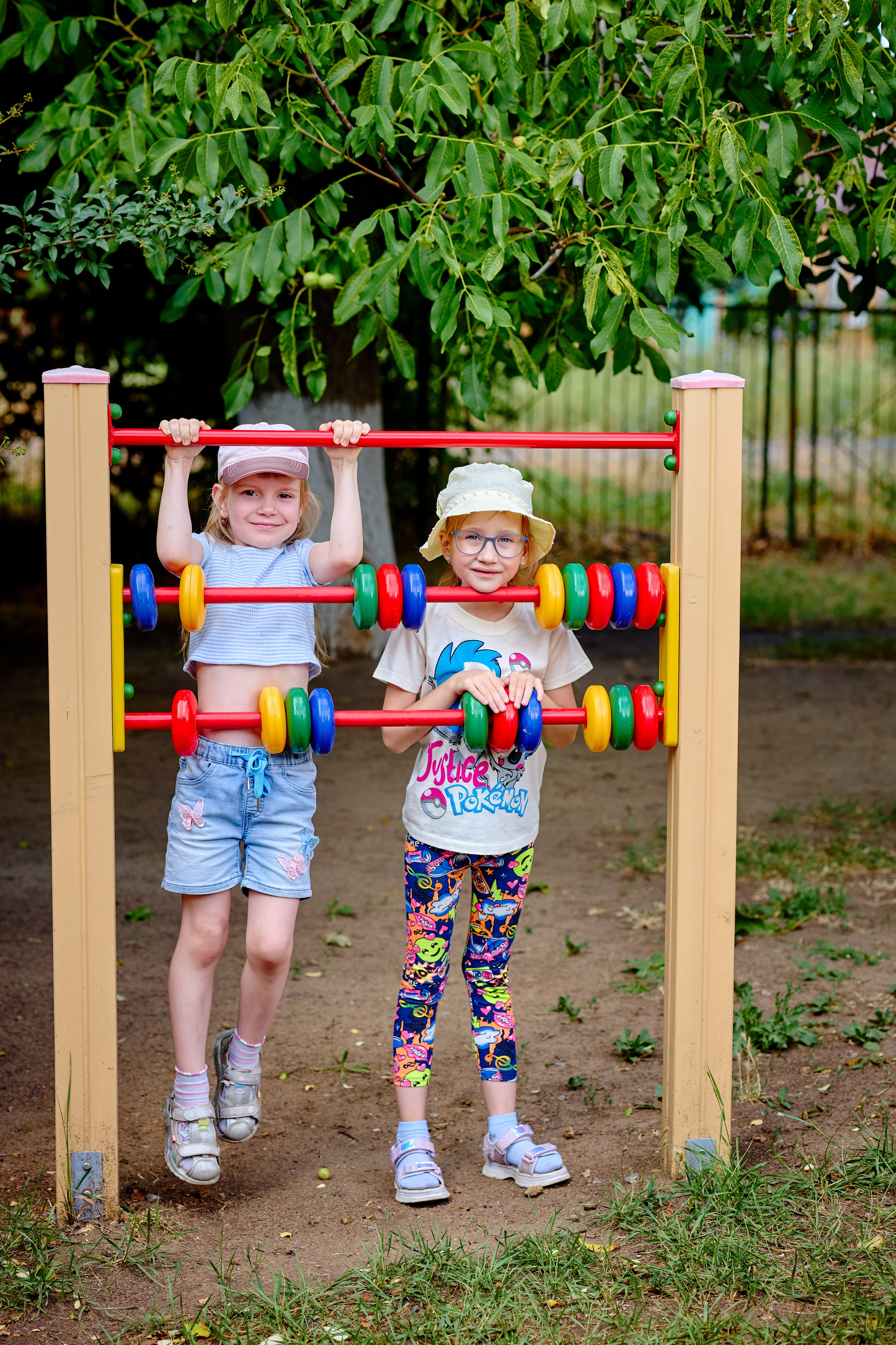 Пример летней съемки в детском саду № 92 Старшая группа Радуга. Фотограф Выпускные альбомы Таганрог Сергей Коробченко