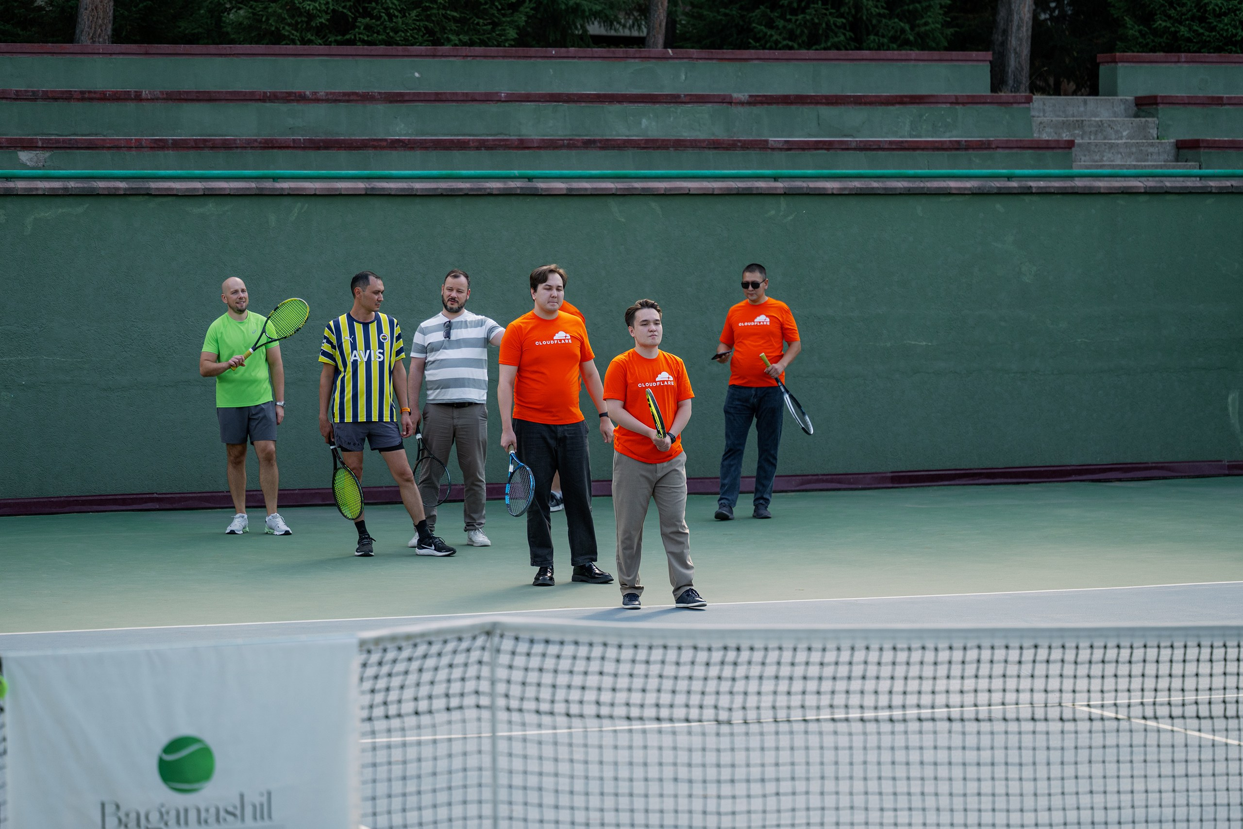 Конференция/Игра в тенис — BakoTech&Cloudfire. Фотограф в Алматы — Алексей Коньков | Репортаж, свадьбы, портреты