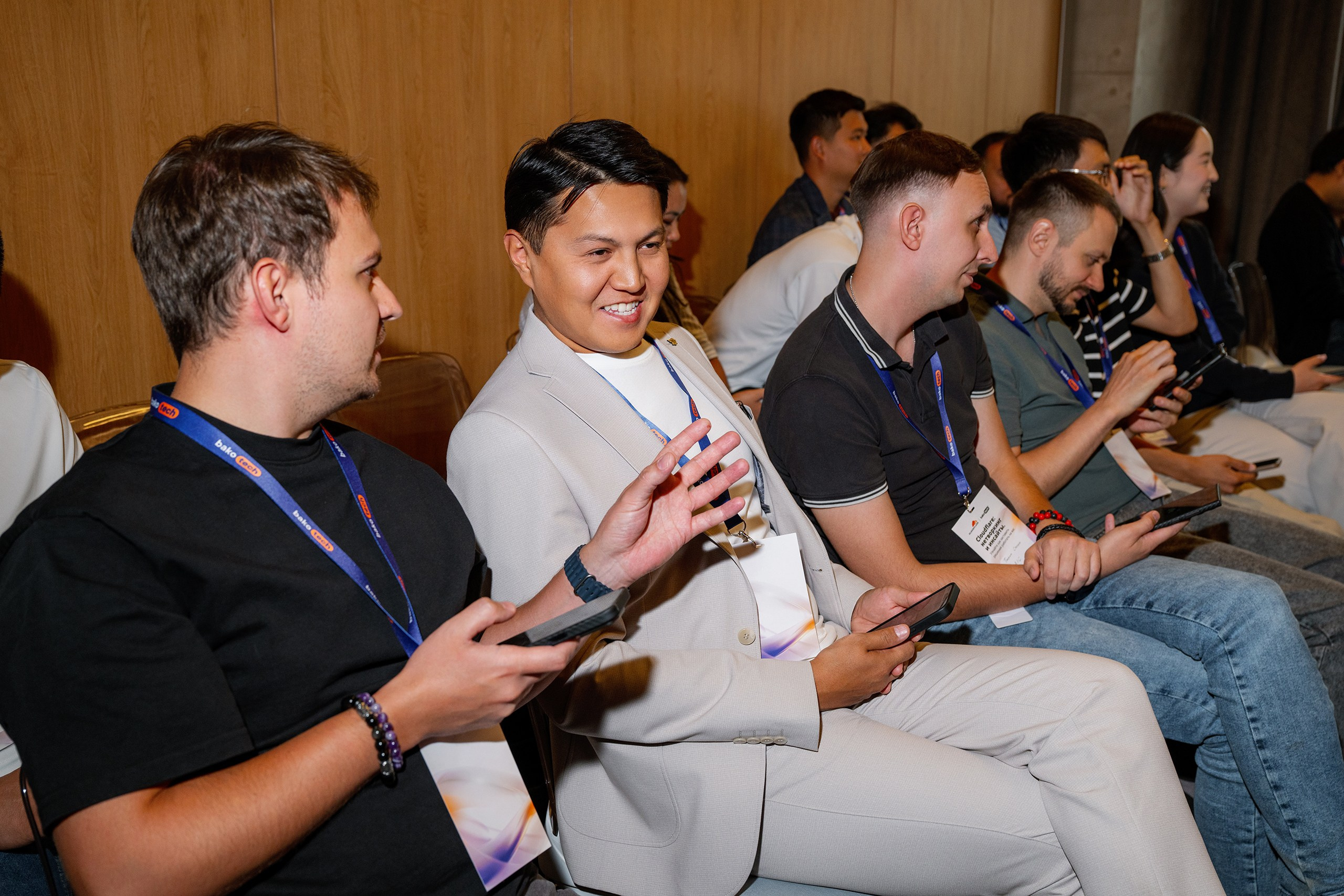 Конференция/Игра в тенис — BakoTech&Cloudfire. Фотограф в Алматы — Алексей Коньков | Репортаж, свадьбы, портреты