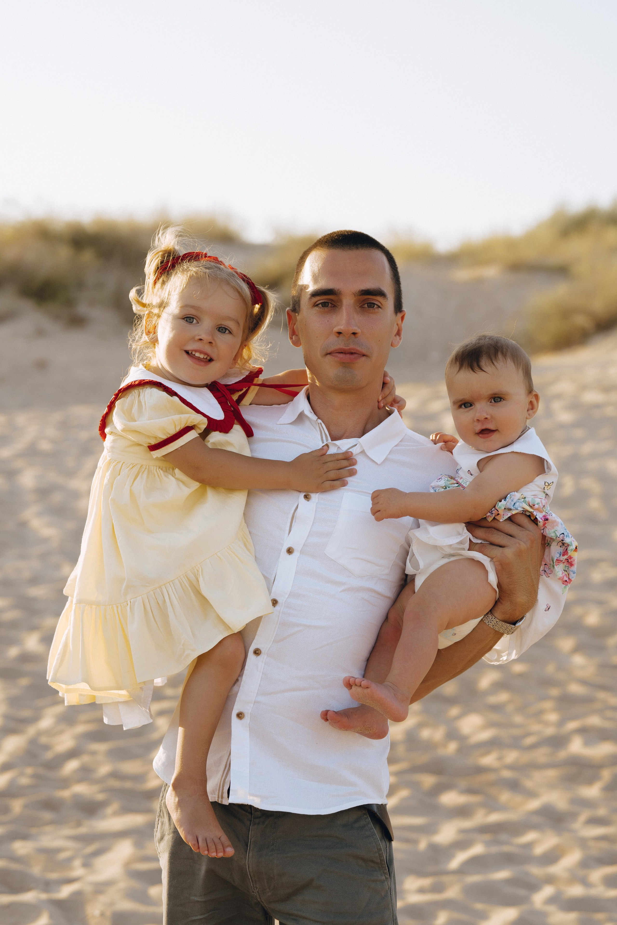 Абрау-Дюрсо: семейная фотосессия с видом на озеро и море, фотограф Абрау-Дюрсо