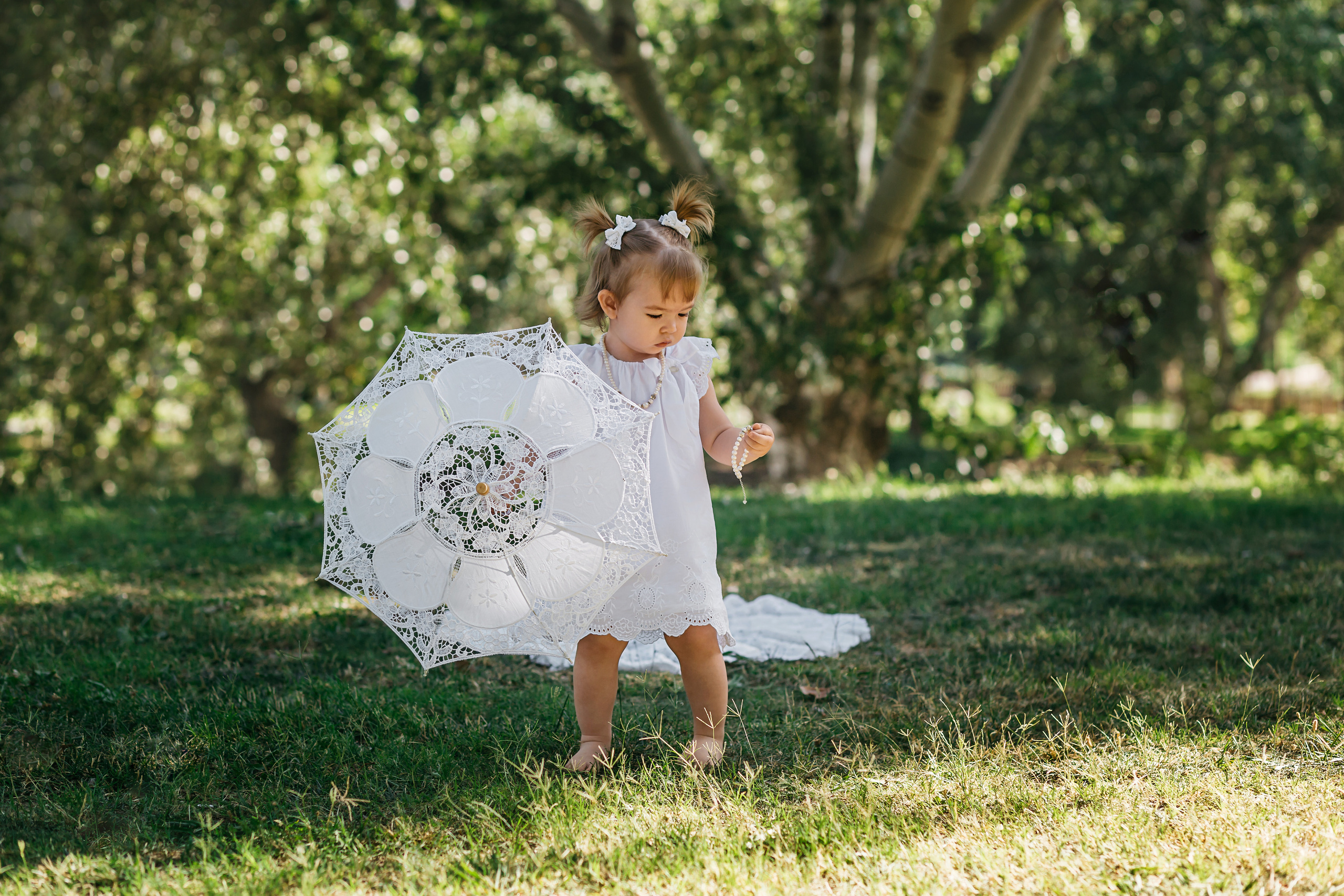 Little lady. Professional family and children’s photographer in Izmir Irina Eron