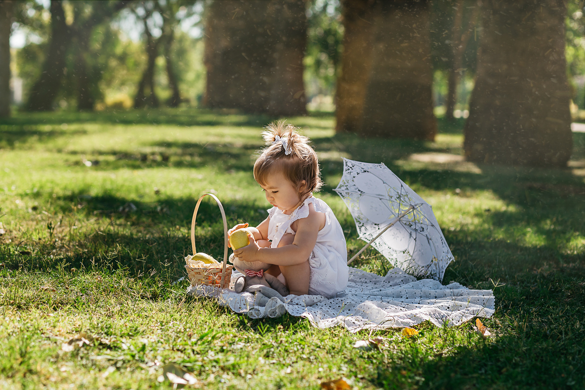 Little lady. Professional family and children’s photographer in Izmir Irina Eron