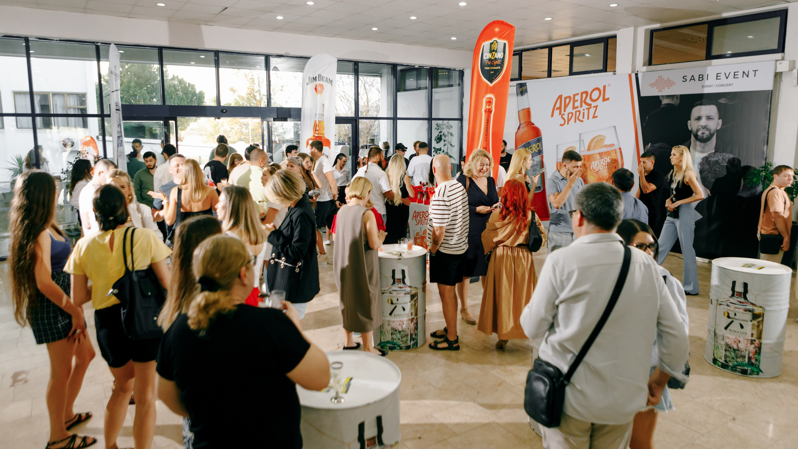 Stand Up. Photographer in Batumi, Georgia Pavel Sharnikov