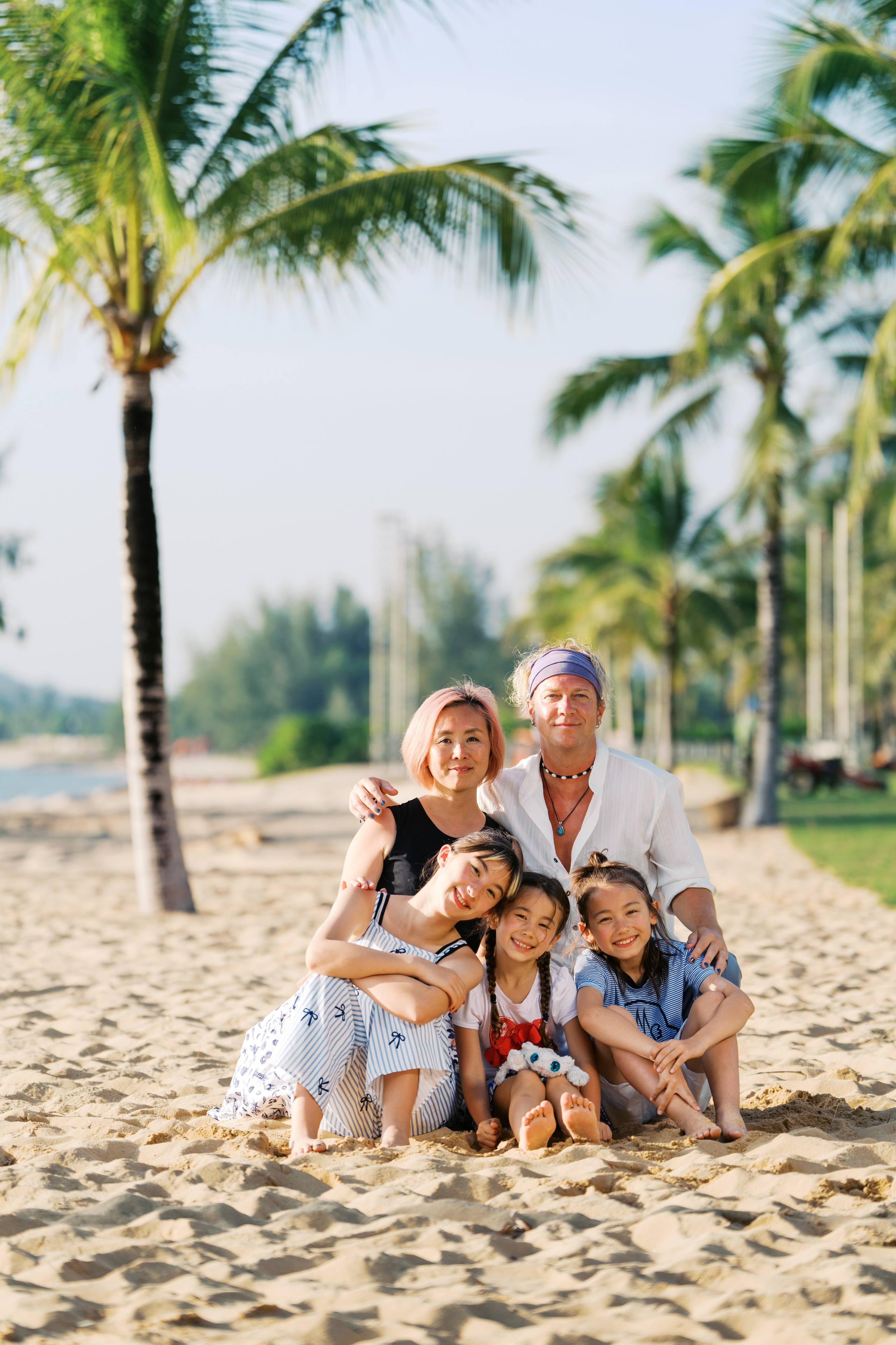 Family Photo Sessions. PhuQuoc photographer — Phu Quoc wedding photographer