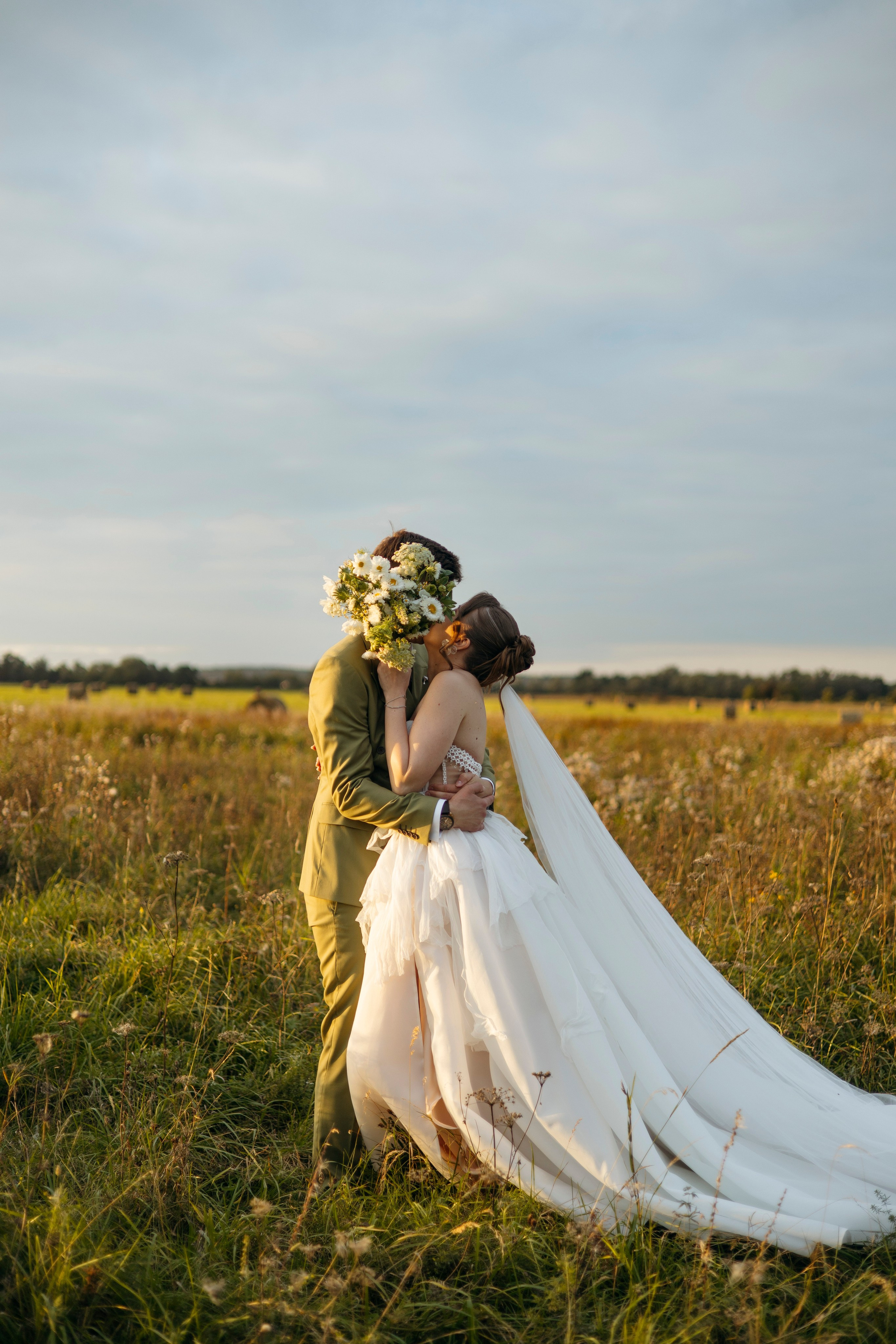 Артём и Вероника pine river. Nikolpinhasova