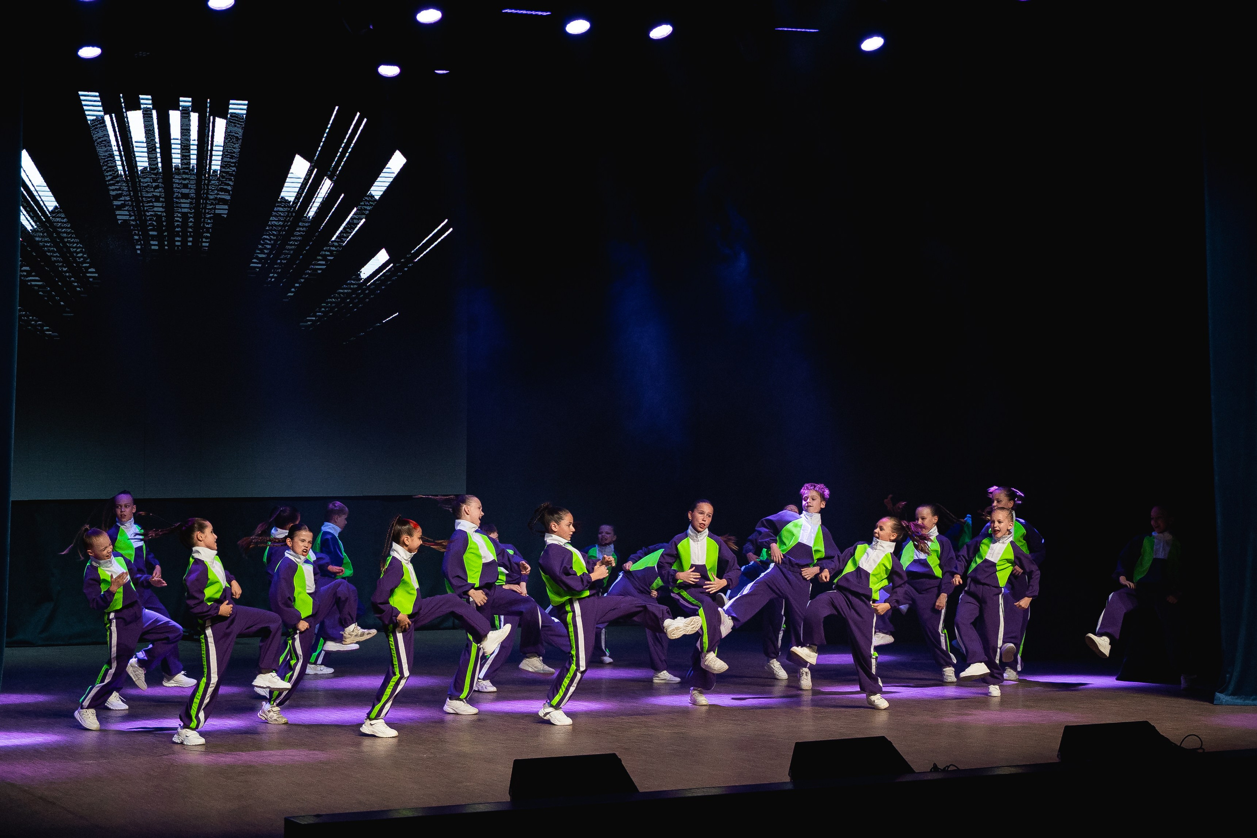 Отчётный концерт танцевально-спортивного клуба «PULSE». Портретный и репортажный фотограф в Воронеже: Анастасия Пузикова