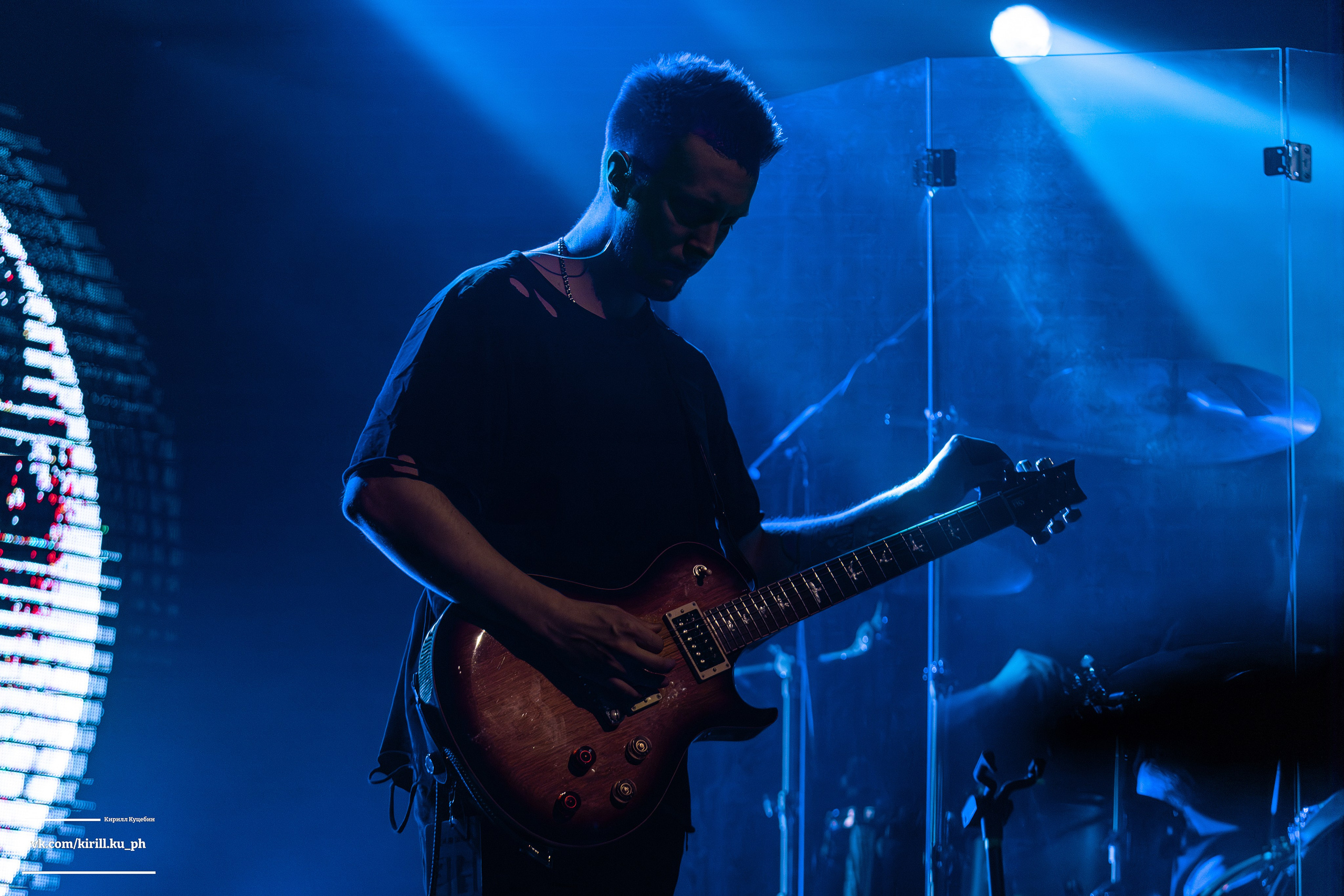 Концерт polnalyubvi в клубе Фабрика, Екатеринбург. Репортажный фотограф Екатеринбург | Яркий, качественный репортаж | Концерты, клубы, репортаж, праздники, корпоративы