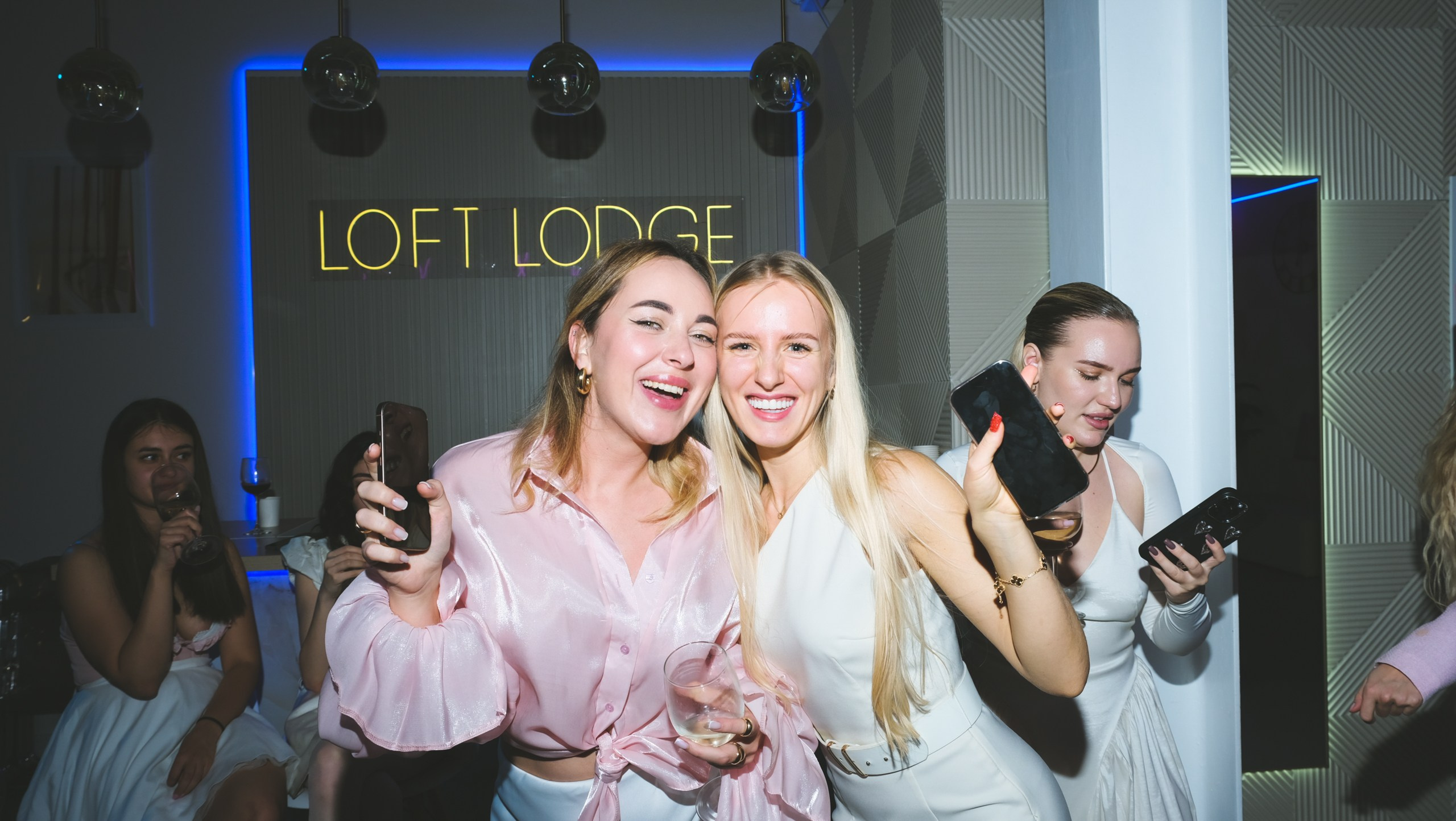 Женский клуб ДР. Мари — фотограф и видеограф из Москвы