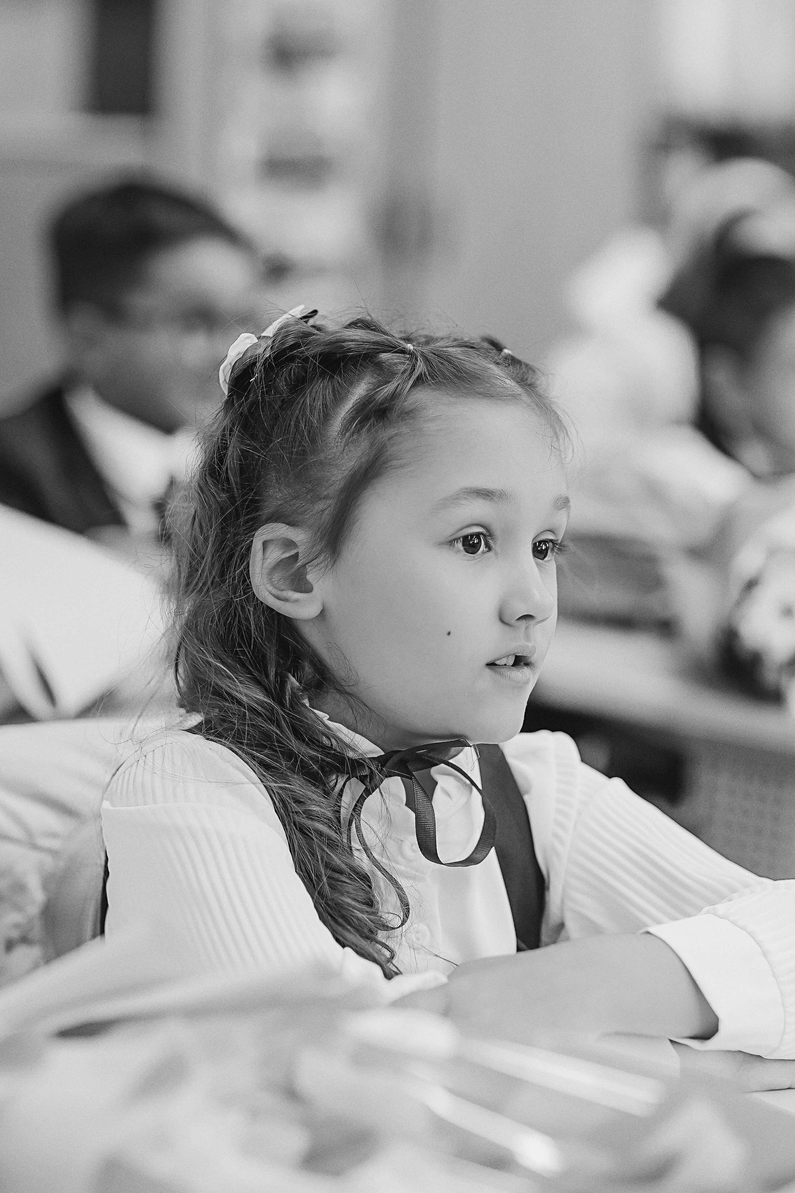 1 сентября линейка+кл час+портреты. Семейный фотограф Тюмень, фотограф на роды Салмина Мария