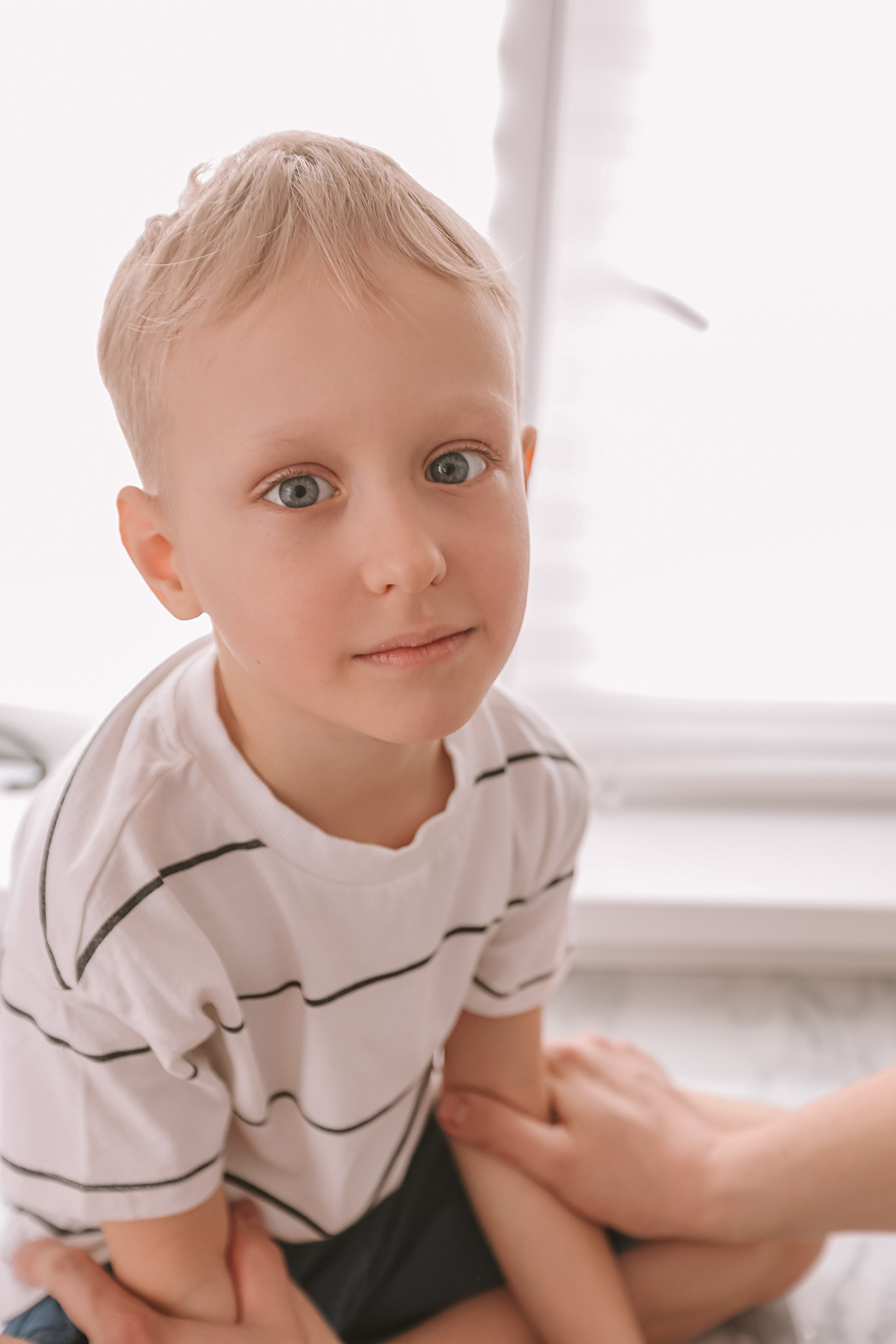 Семейная в домике (репортаж). Семейный фотограф Тюмень, фотограф на роды Салмина Мария