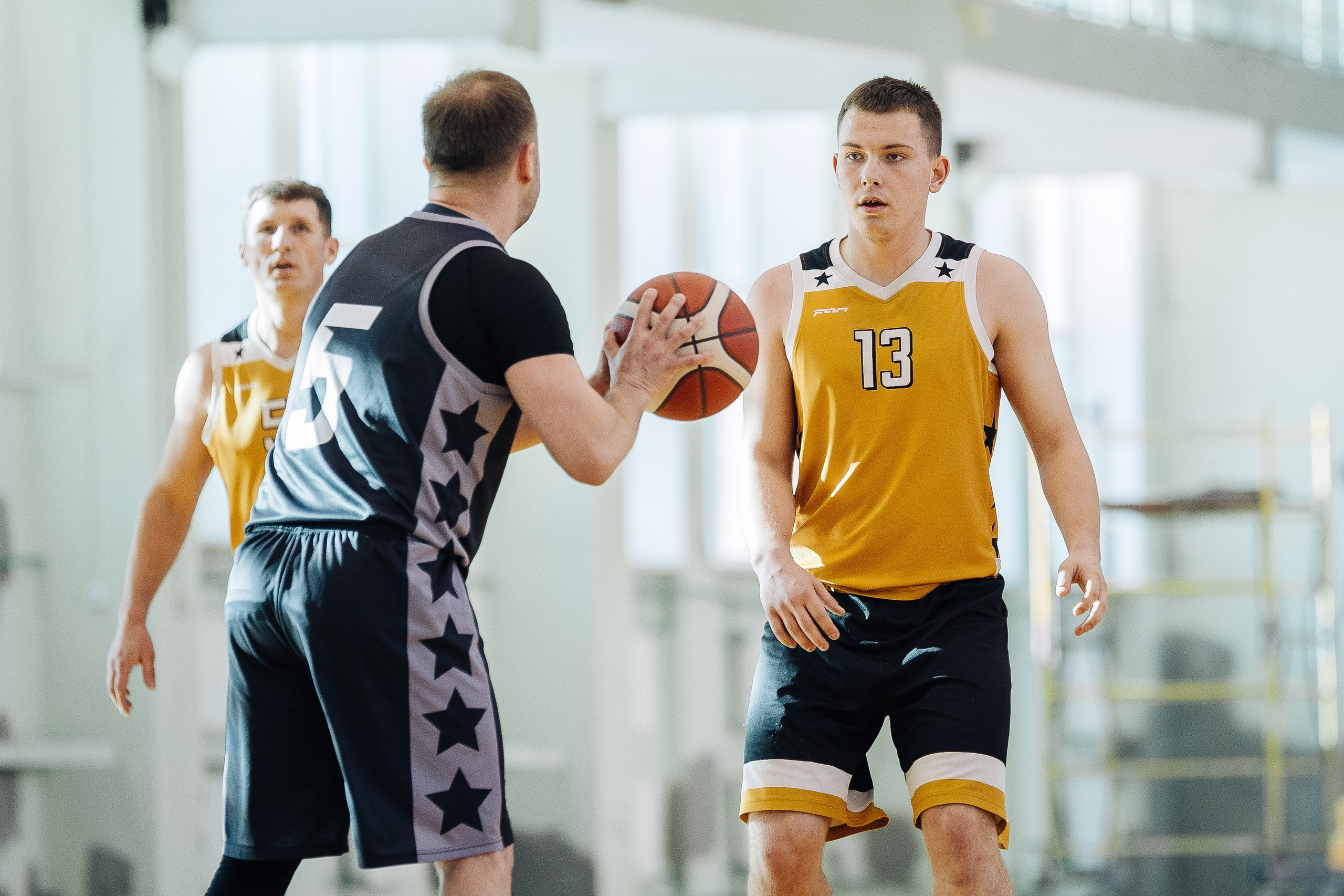 Любительский Чемпионат Магнитогорска по баскетболу // 09.02.25. Денис Прохоров Фотограф в г. Магнитогорск