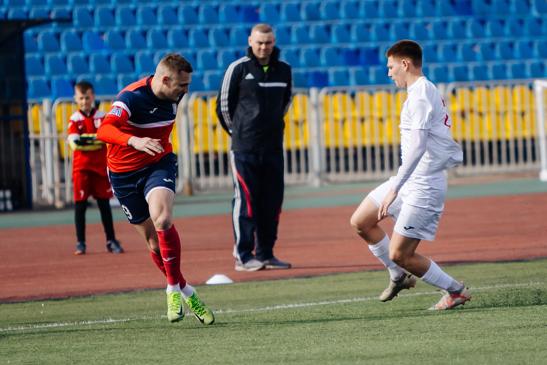 ФК «Металлург-Магнитогорск» vs ФК «ОСШ-Челябинск-М» // 05.04.25. Денис Прохоров Фотограф в г. Магнитогорск