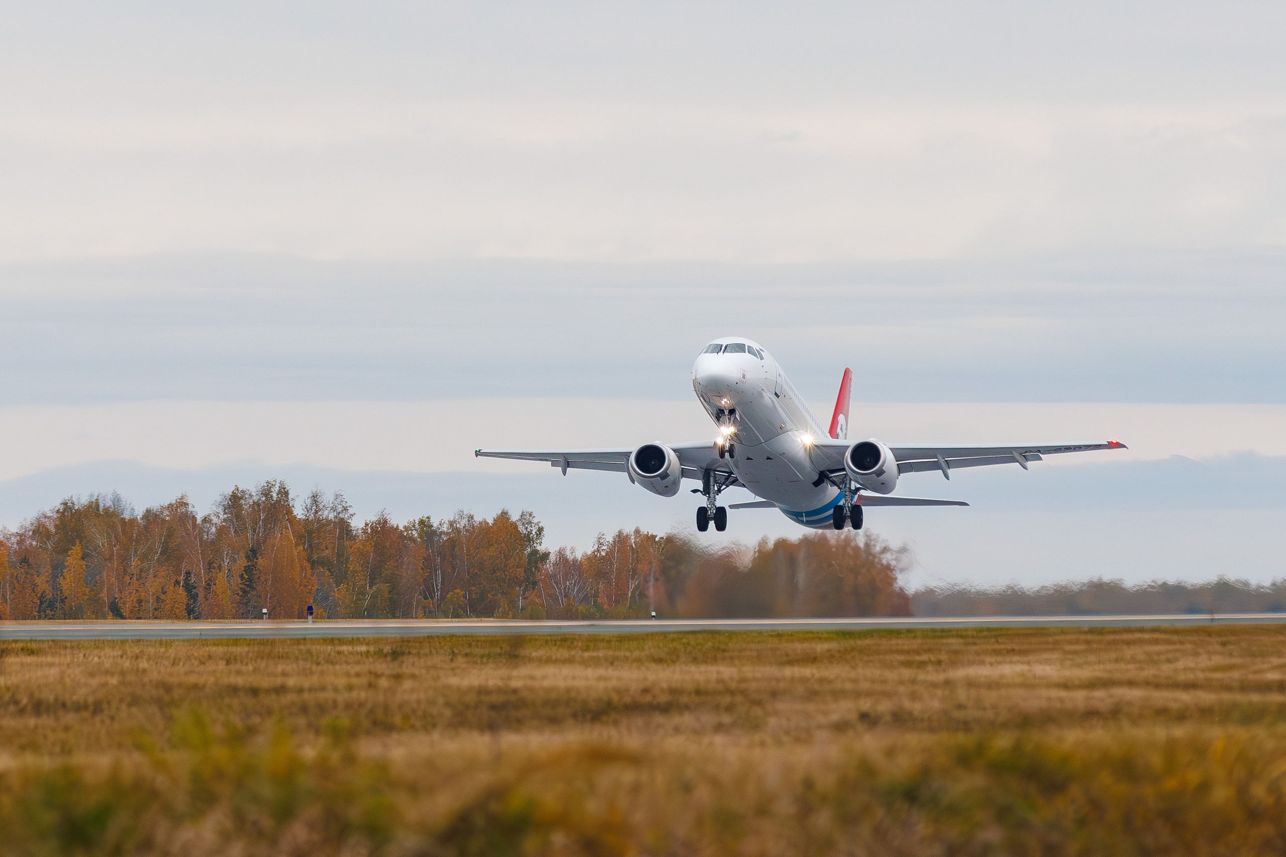 Споттинг аэропорт Рощино. Главная