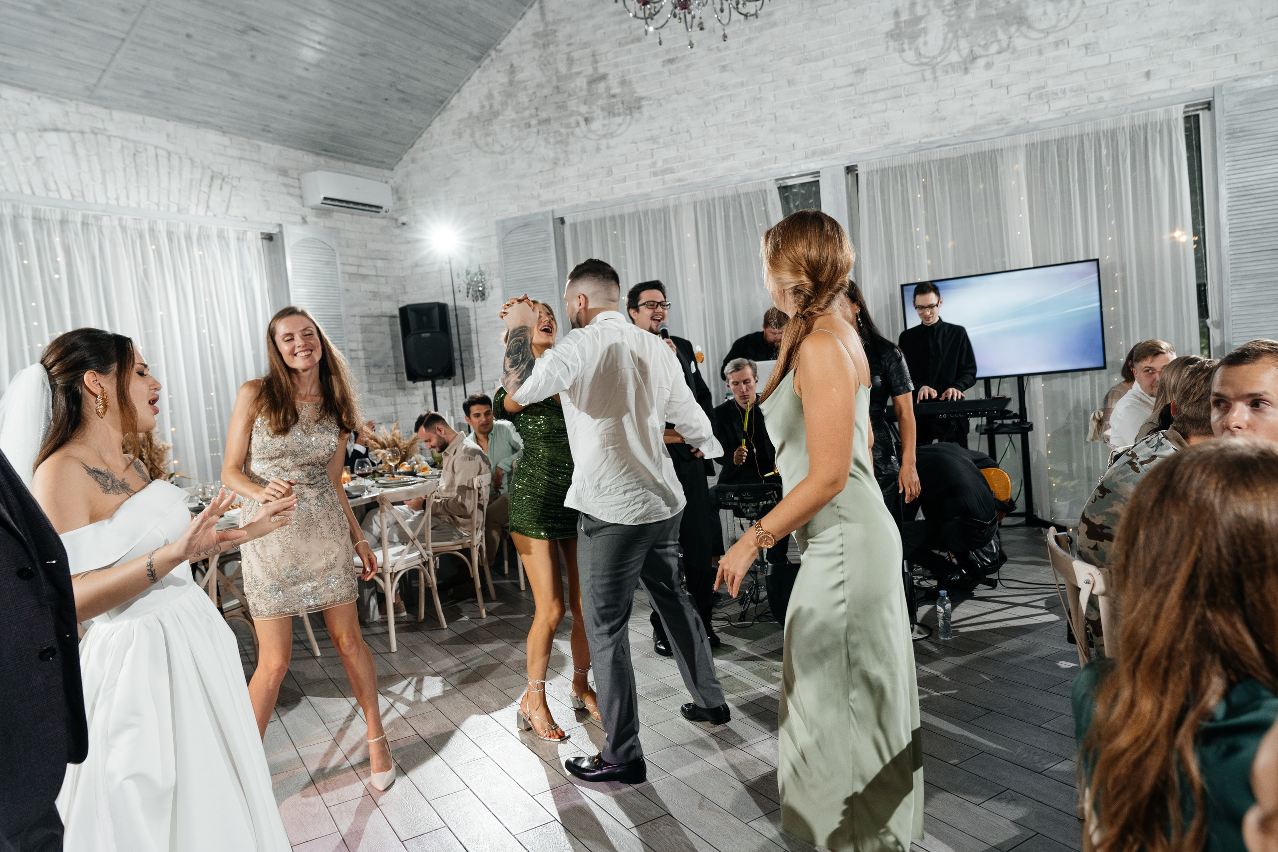 Артем и Ирина. Организация и координация свадебных и семейных торжеств