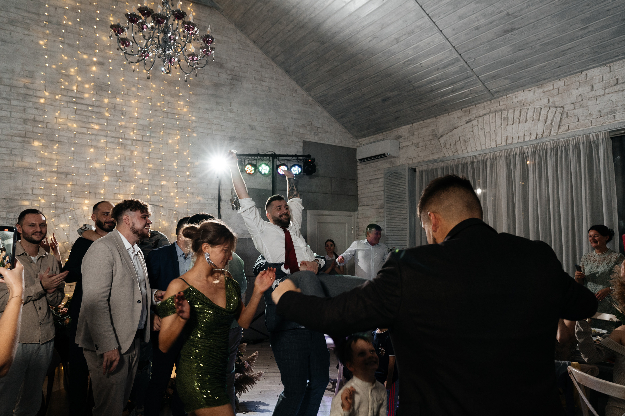 Артем и Ирина. Организация и координация свадебных и семейных торжеств