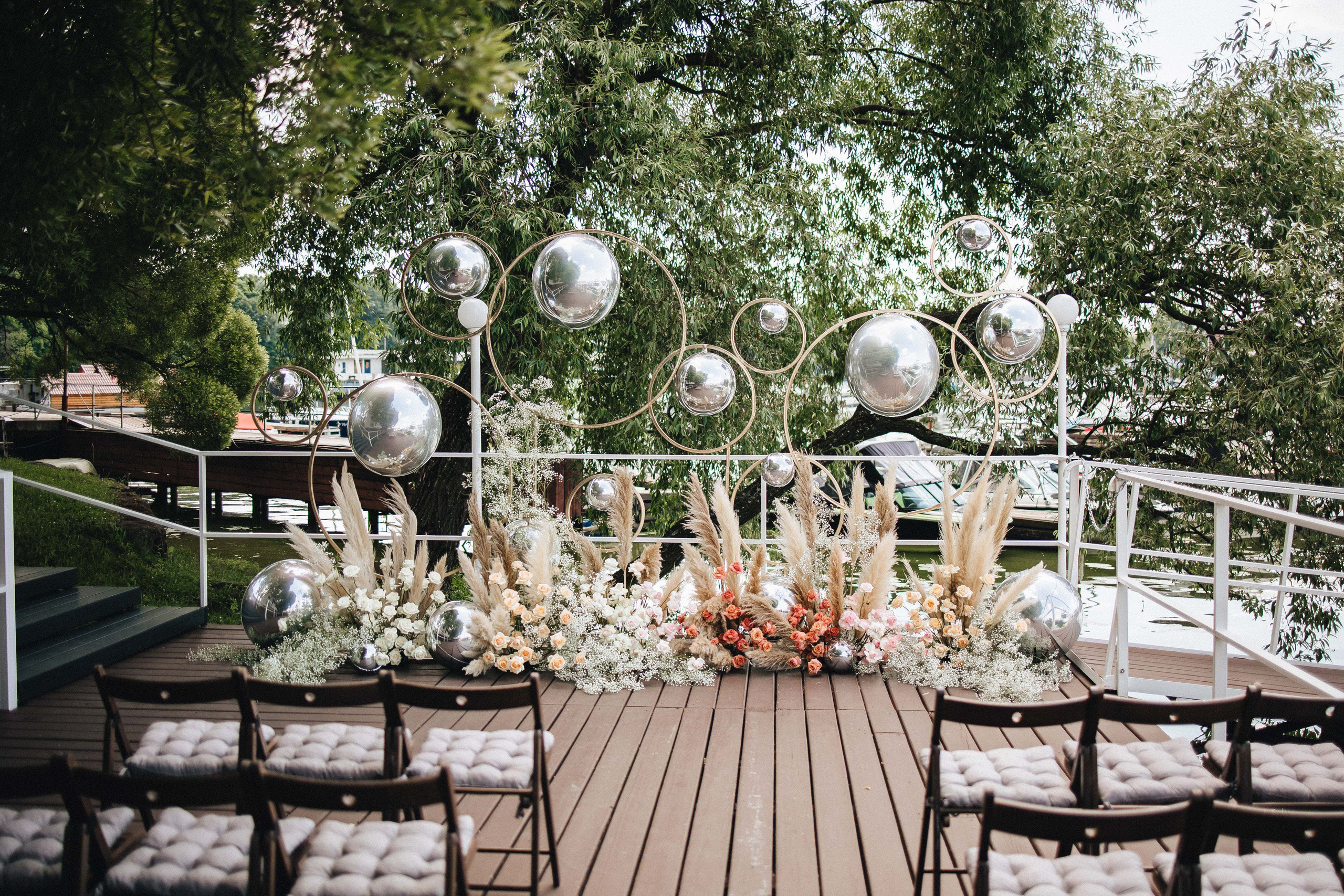 Александр и Анастасия. Организация и координация свадебных и семейных торжеств