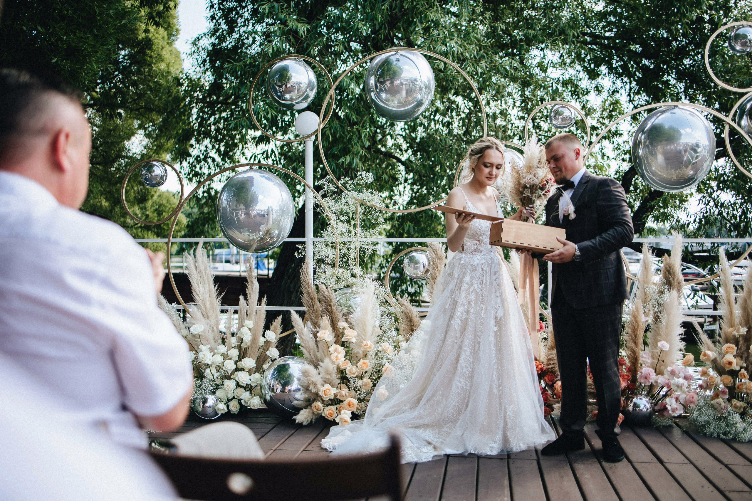 Александр и Анастасия. Организация и координация свадебных и семейных торжеств