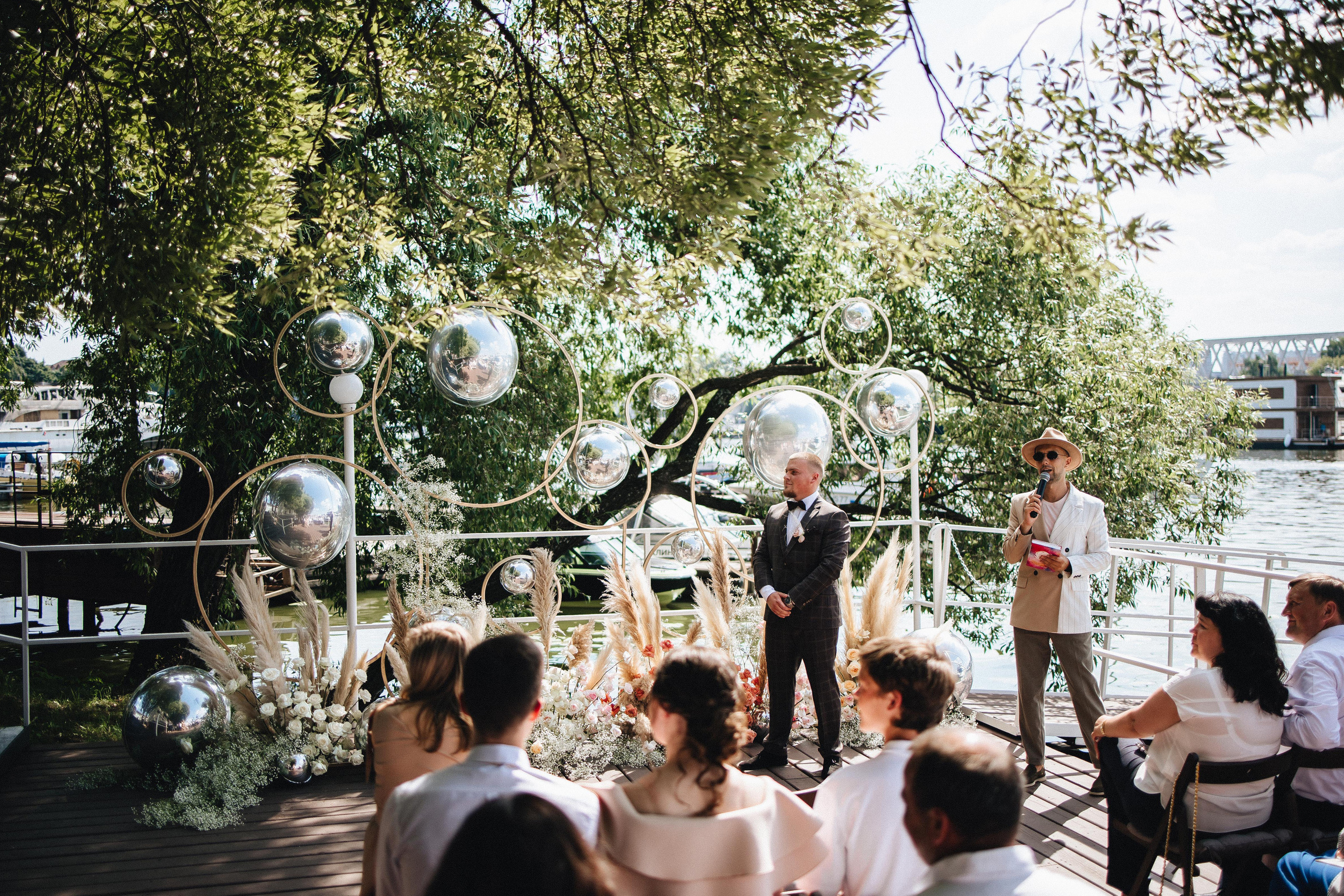 Александр и Анастасия. Организация и координация свадебных и семейных торжеств