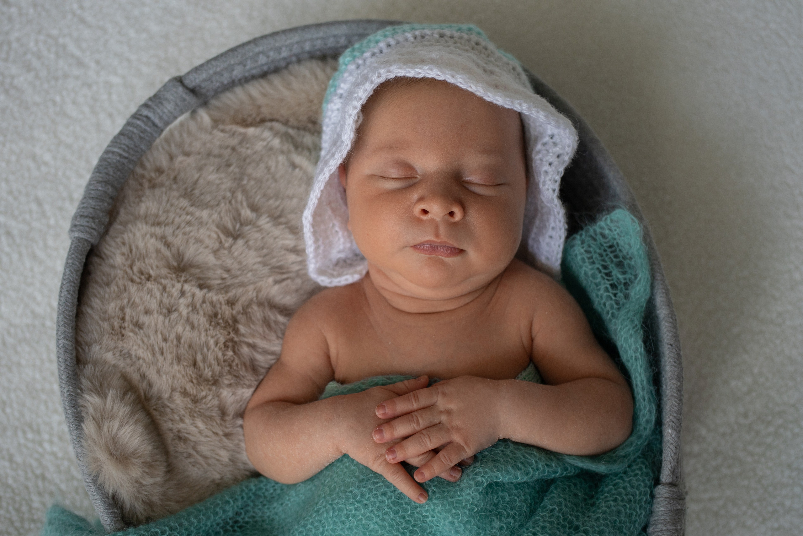 Новорожденные. Фотограф новорожденных в Екатеринбурге