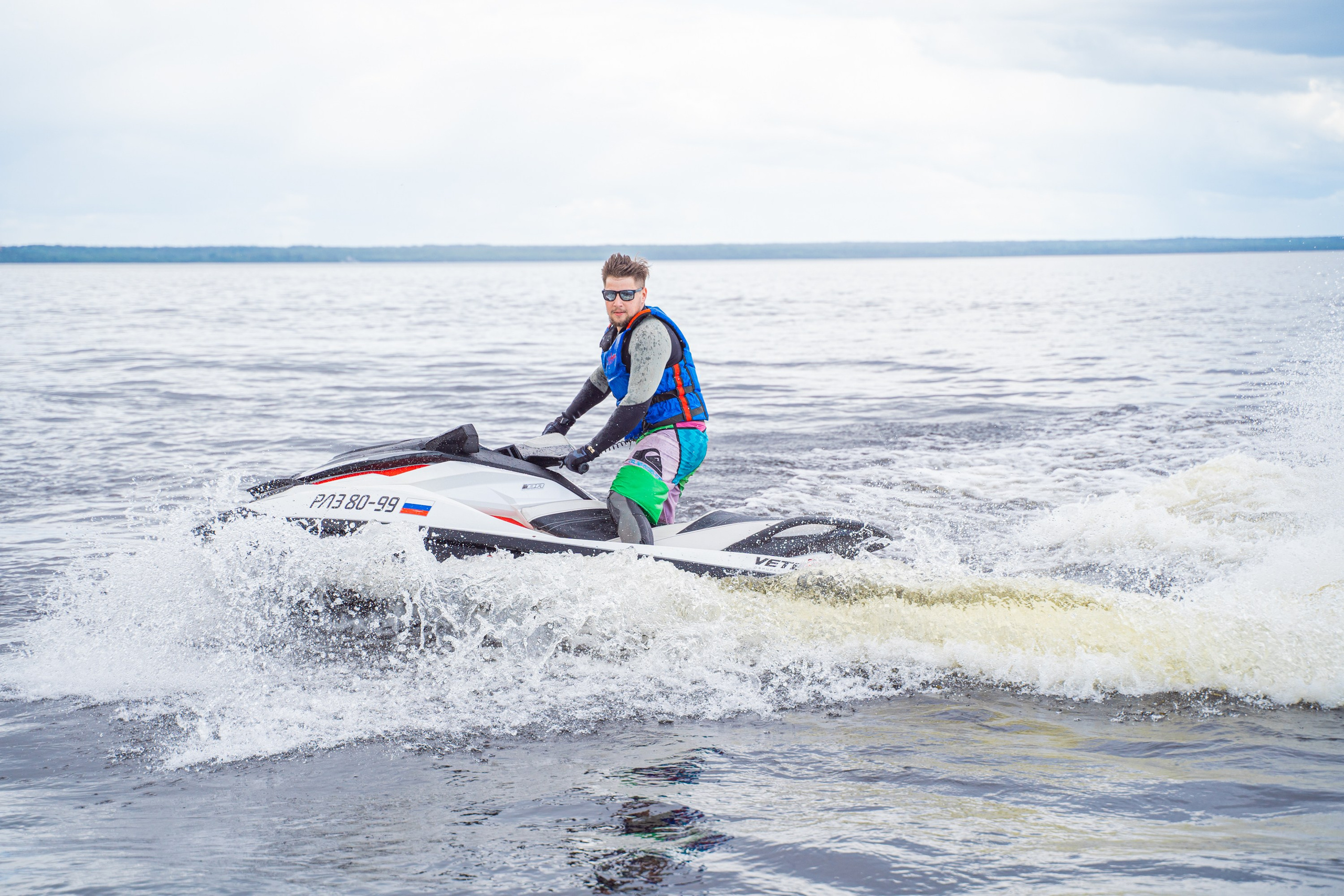 Гидровыезд в Коневский мужской монастырь. Свадебный, семейный, портретный, репортажный фотограф в Санкт-Петербурге
