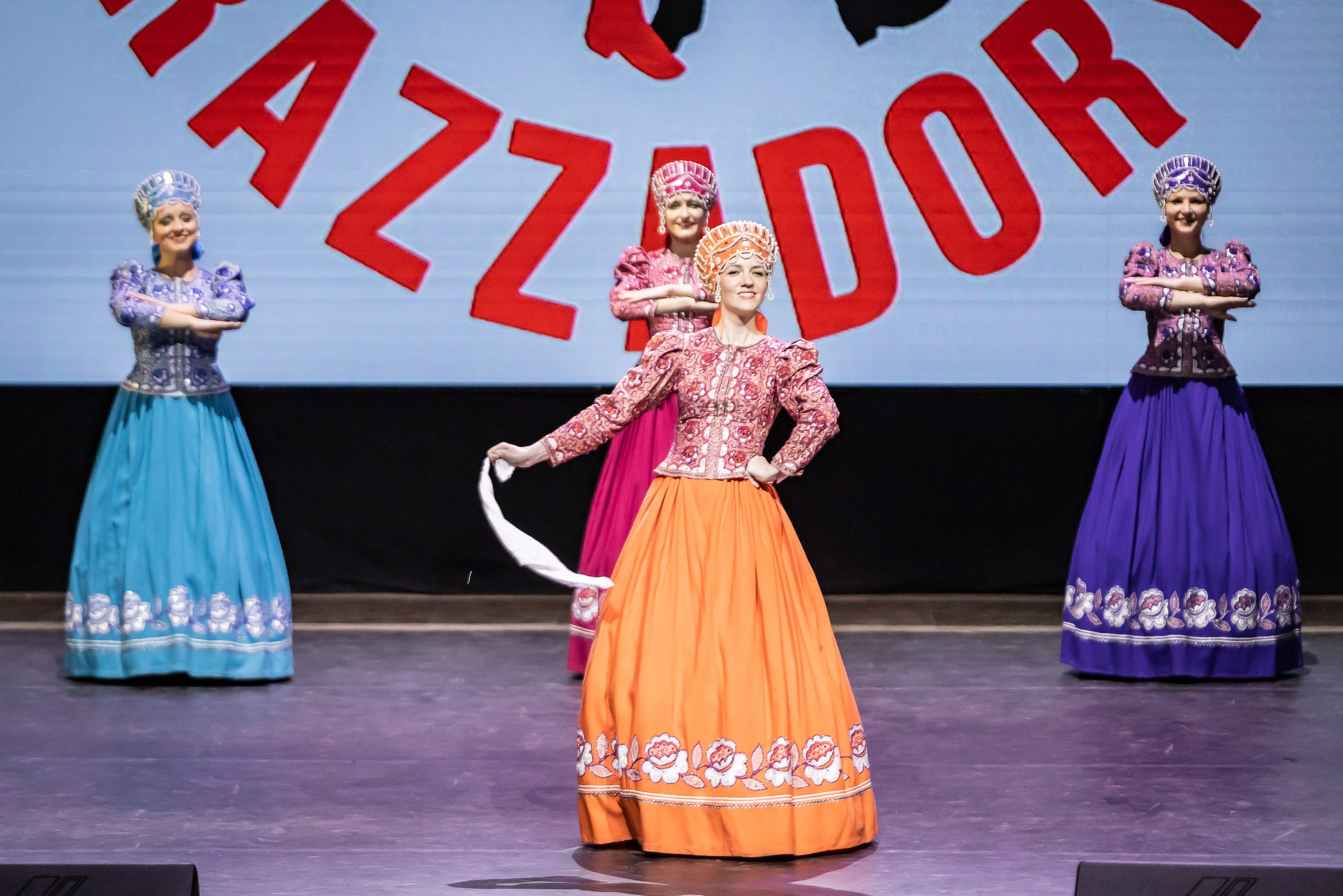 Концерт ансамбля народного такца «Раззадоры». Фотограф Владимир Охрименко