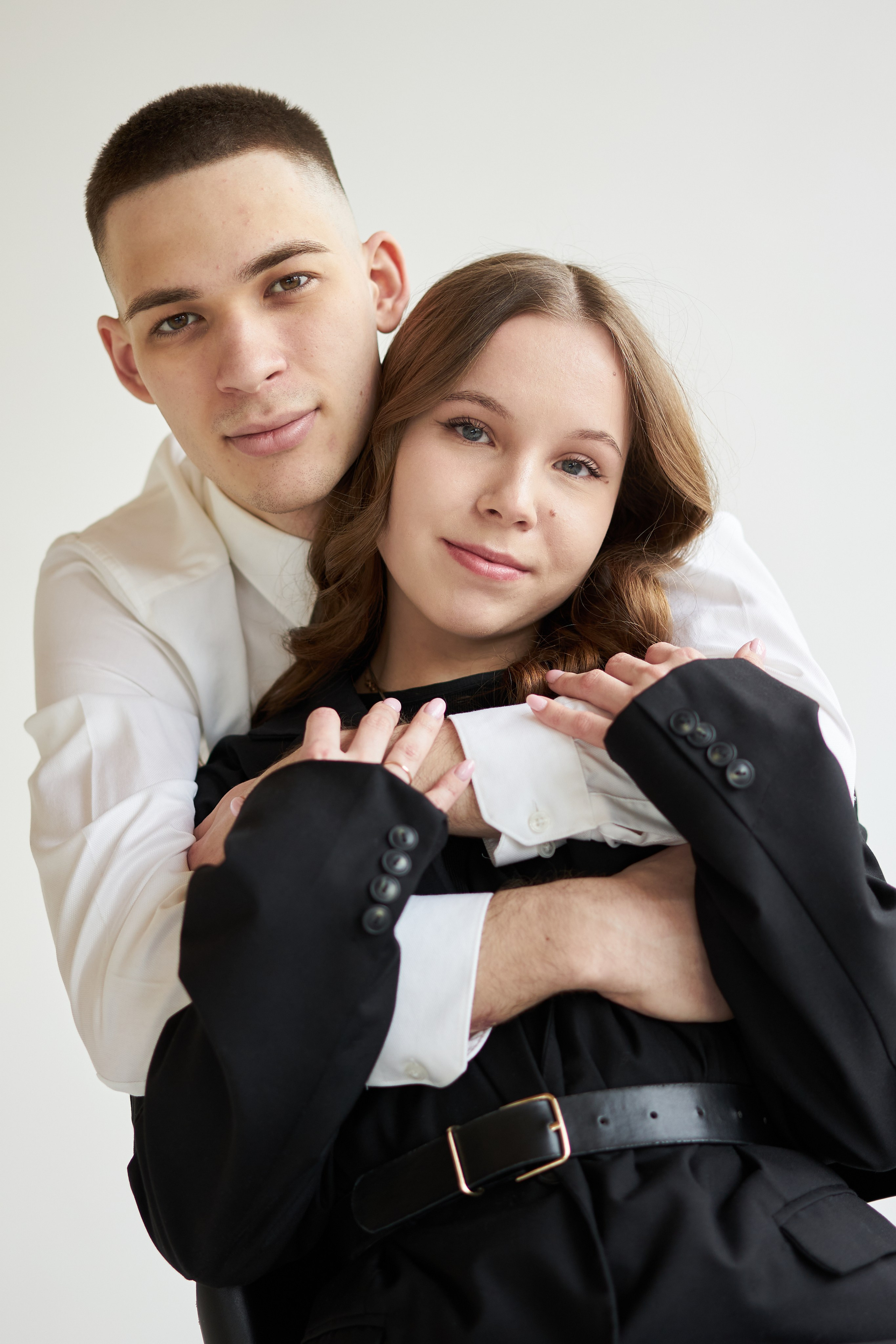 Влюбленные фотосессия в студии. Фотограф Екатеринбург Кокшарова Александра
