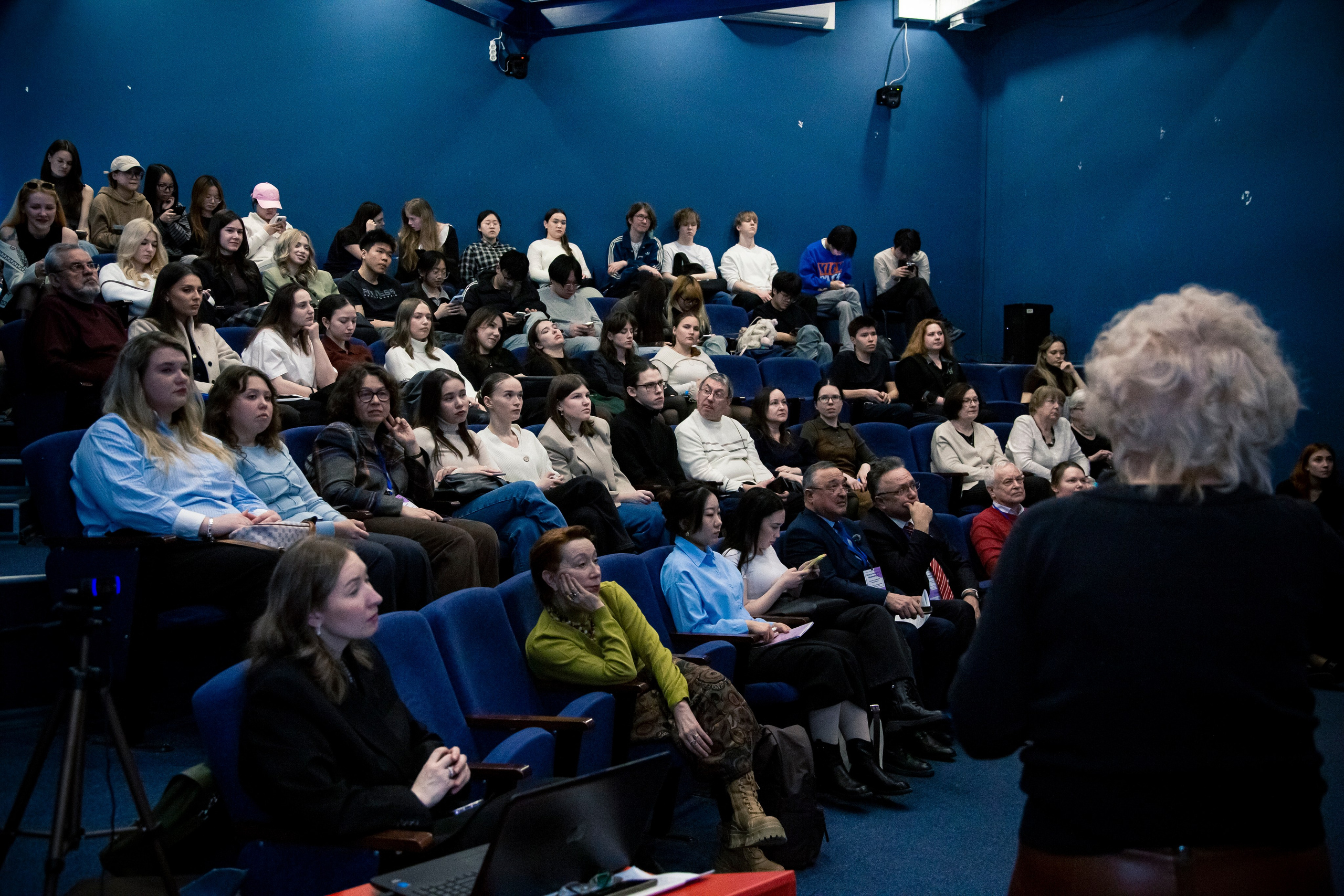 «Человек и цифровое пространство». Репортажный и портретный фотограф Казань / Горячих Полина