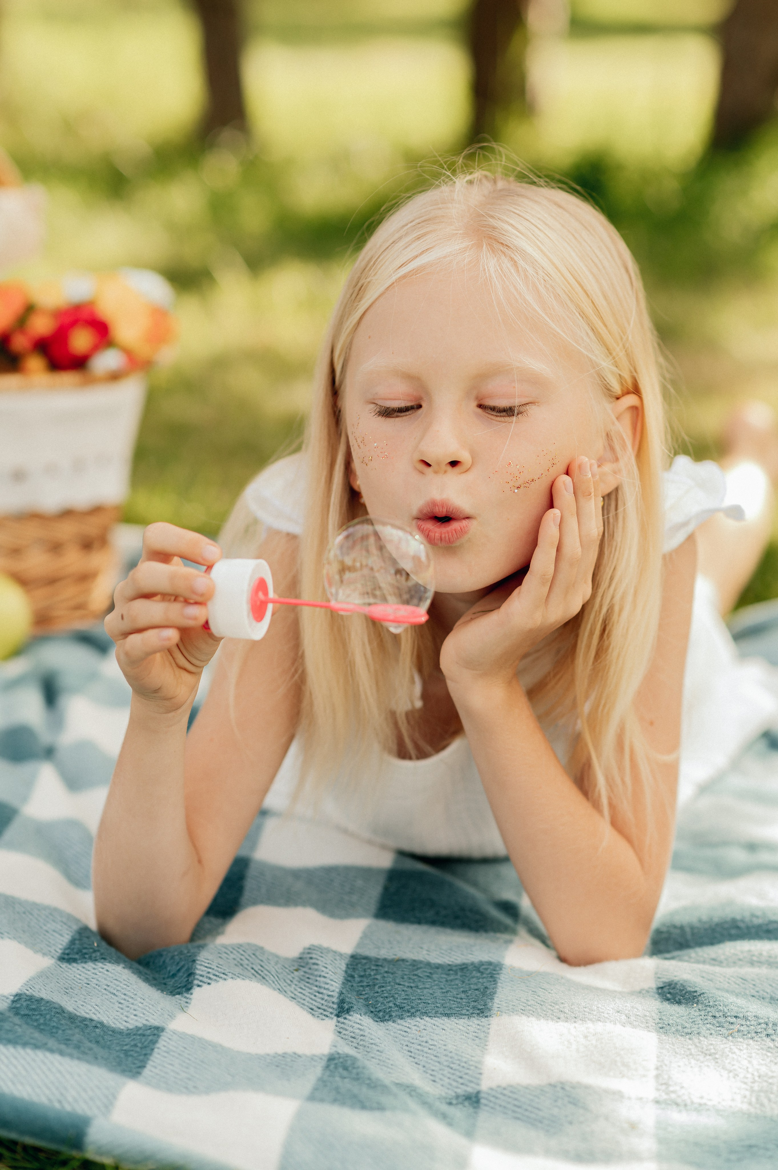 ЛЕТО. ПАРК. АРБУЗ. Профессиональный репортажный, коммерческий фотограф в Санкт-Петербурге