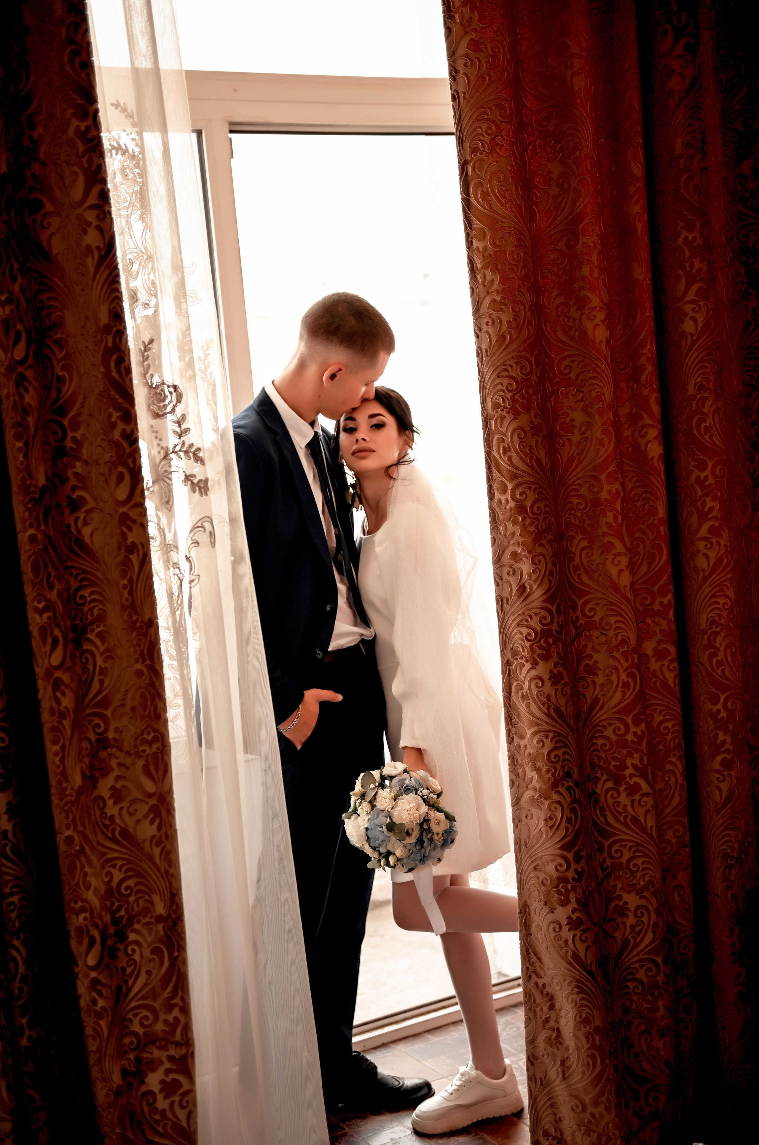 Небольшая часть фото со свадебной съемки Алексея и Даши. Свадебный, семейный, детский, контент фотограф в Омске Максим Ильин