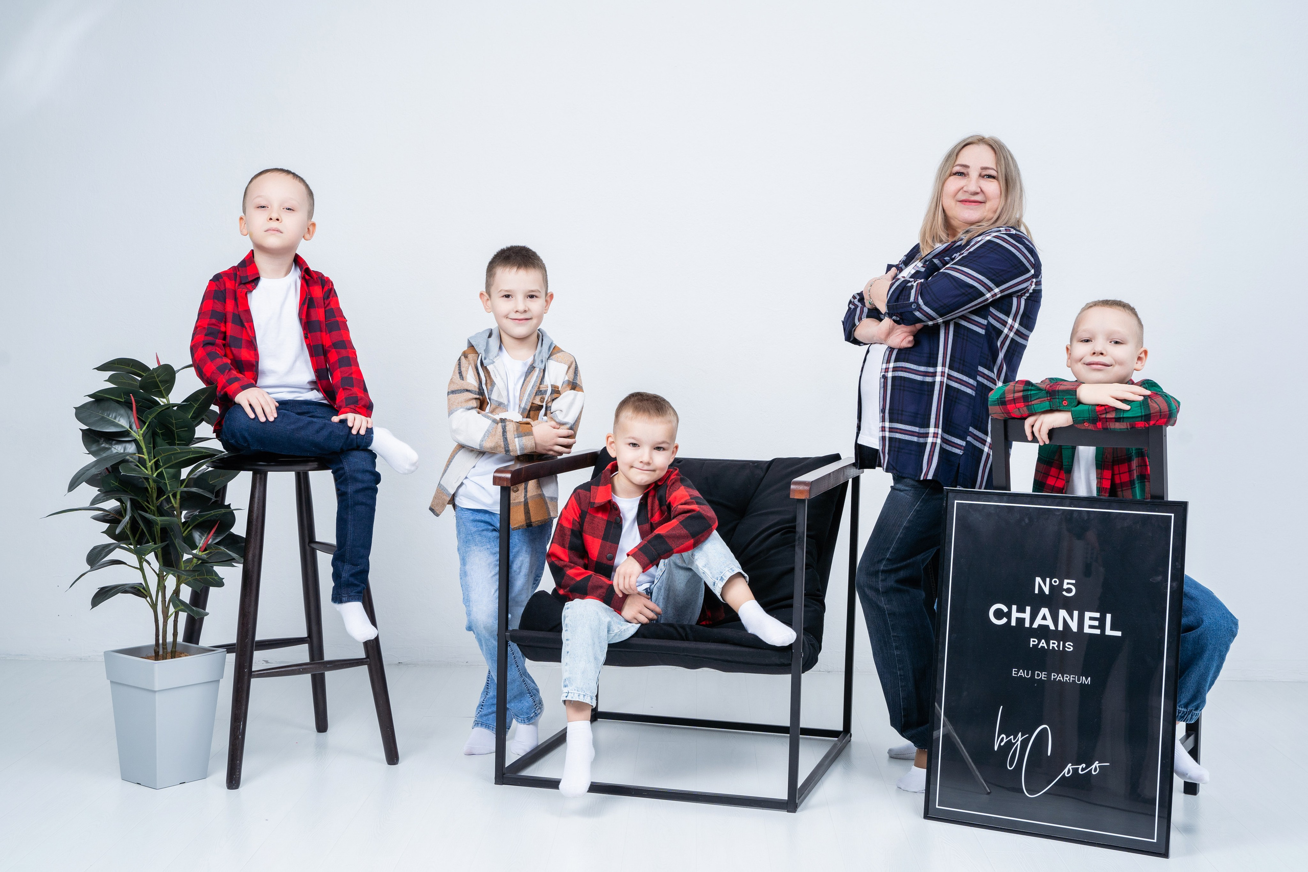 Новинка! Стиль Львёнок. Выпускные альбомы Нижнекамск Набережные Челны Фотостудия Небо