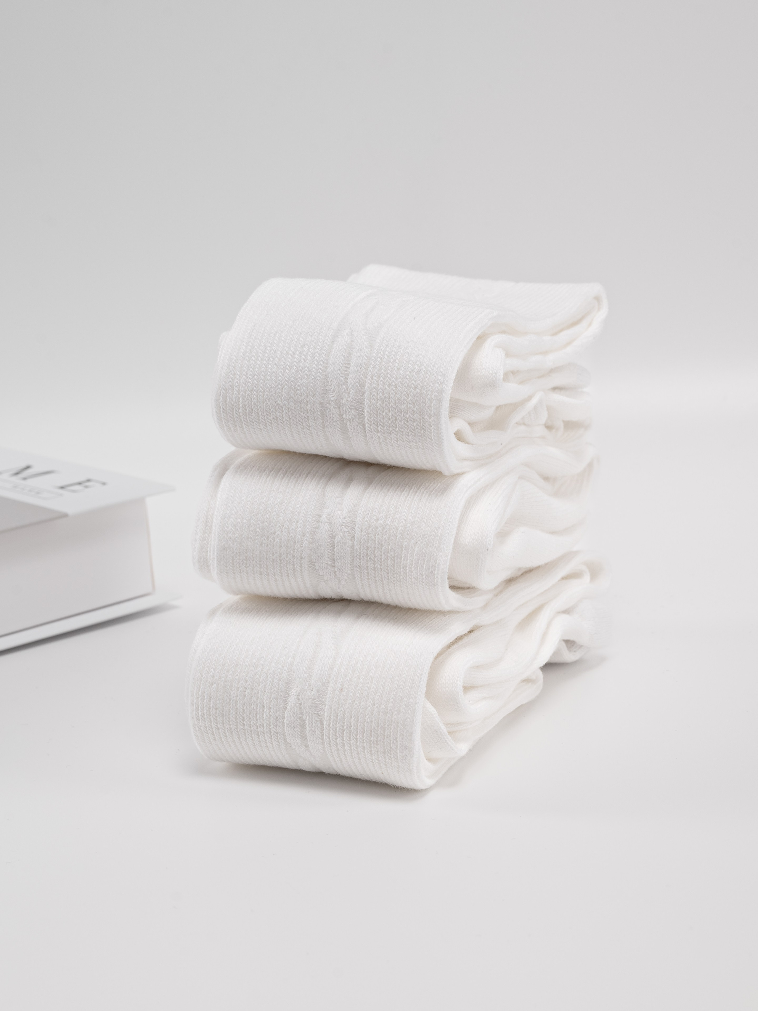 Колготки детские модели + предметка серия 2. Предметный фотограф, фото для маркетплейсов Пятигорск, КМВ