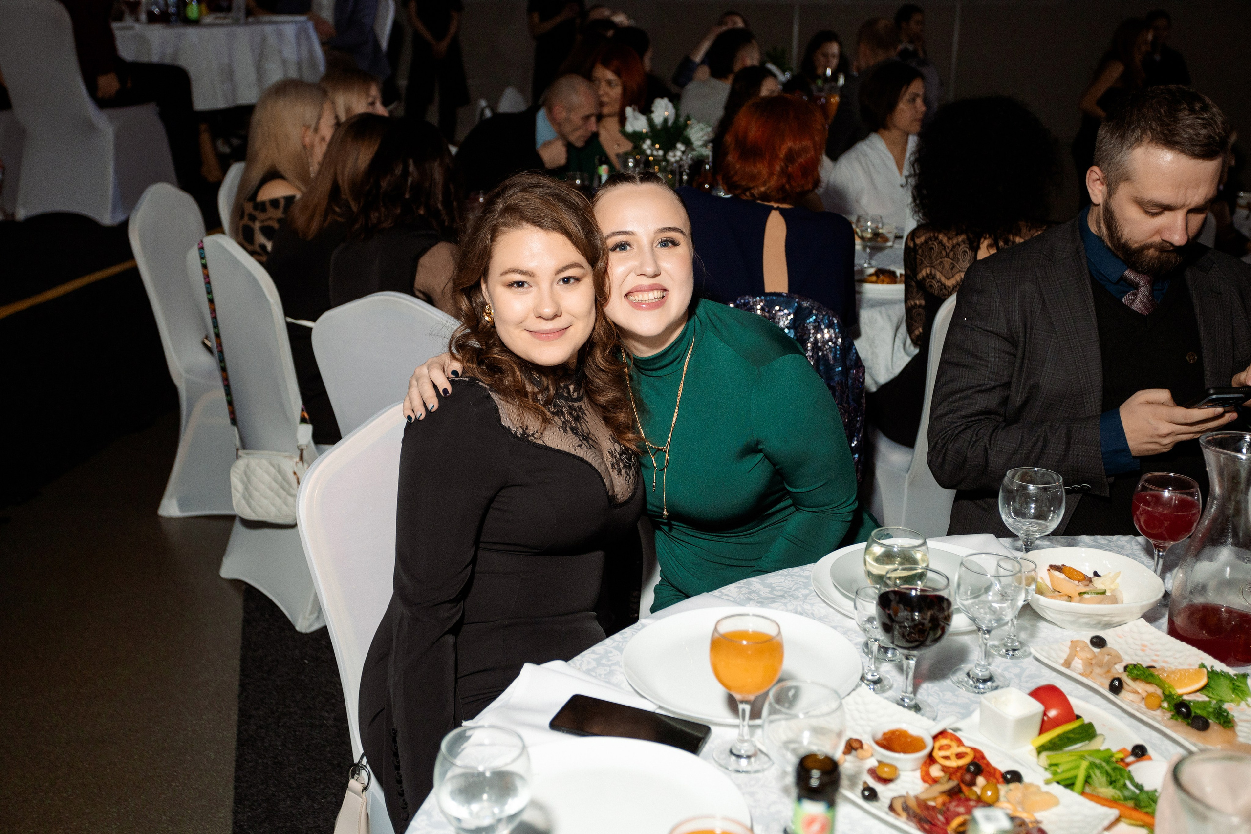 РЕПОРТАЖ: НОВЫЙ ГОД В ДК МЕТАЛЛУРГ. Профессиональный фотограф в Ижевске Леша Петров