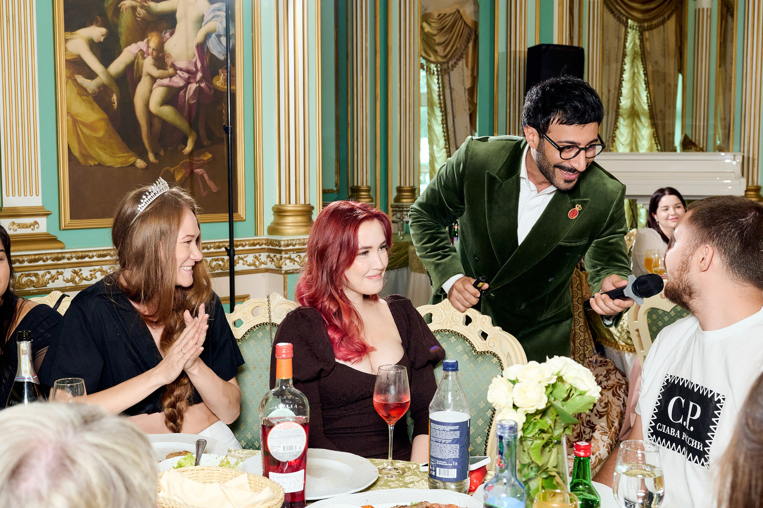 Фотограф на корпоративе: запечатлел живые эмоции сотрудников во время неформального общения