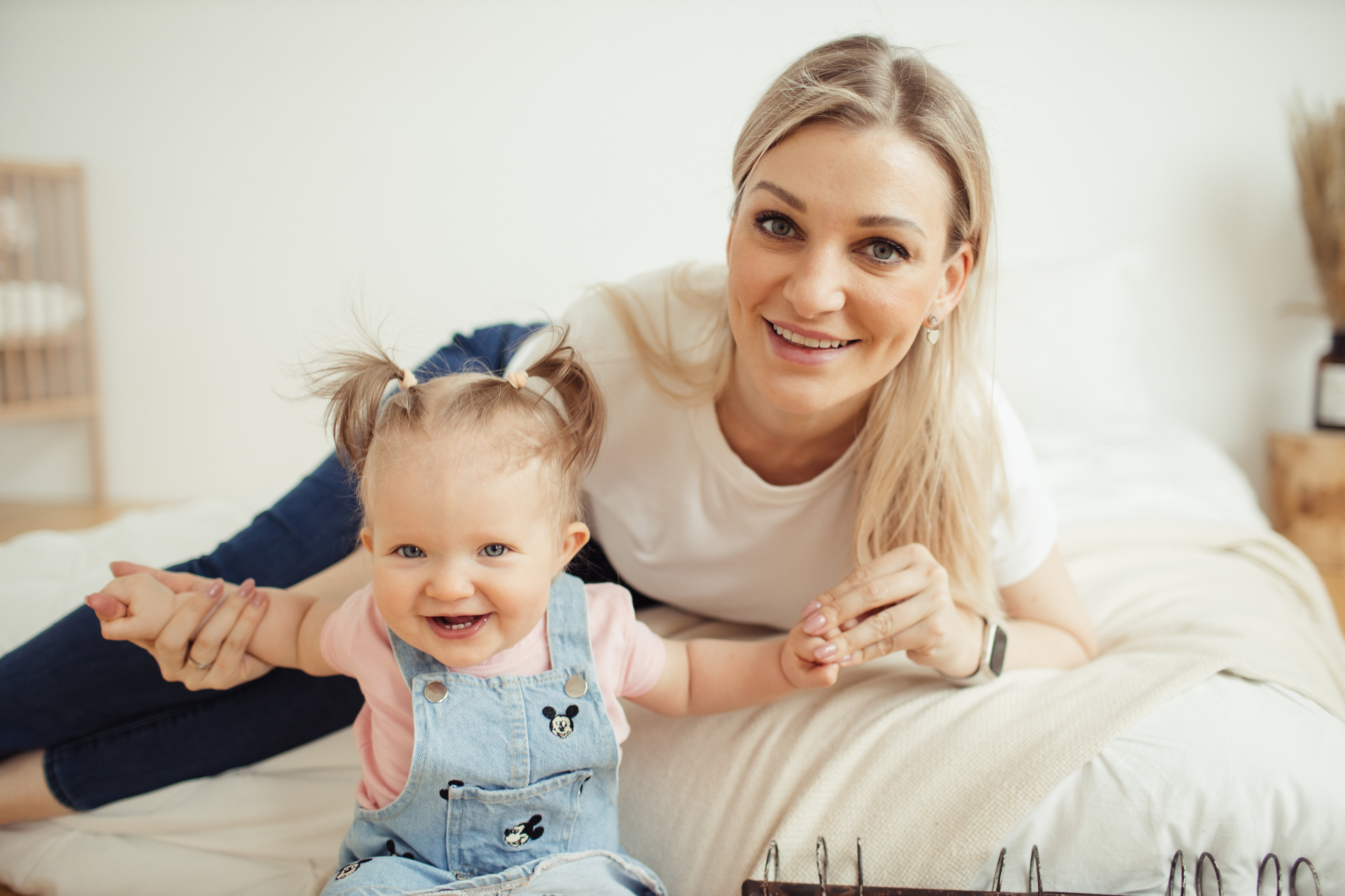 Таисия крушение тортика. Детский фотограф, фотограф на детский праздник Екатерина Огарская