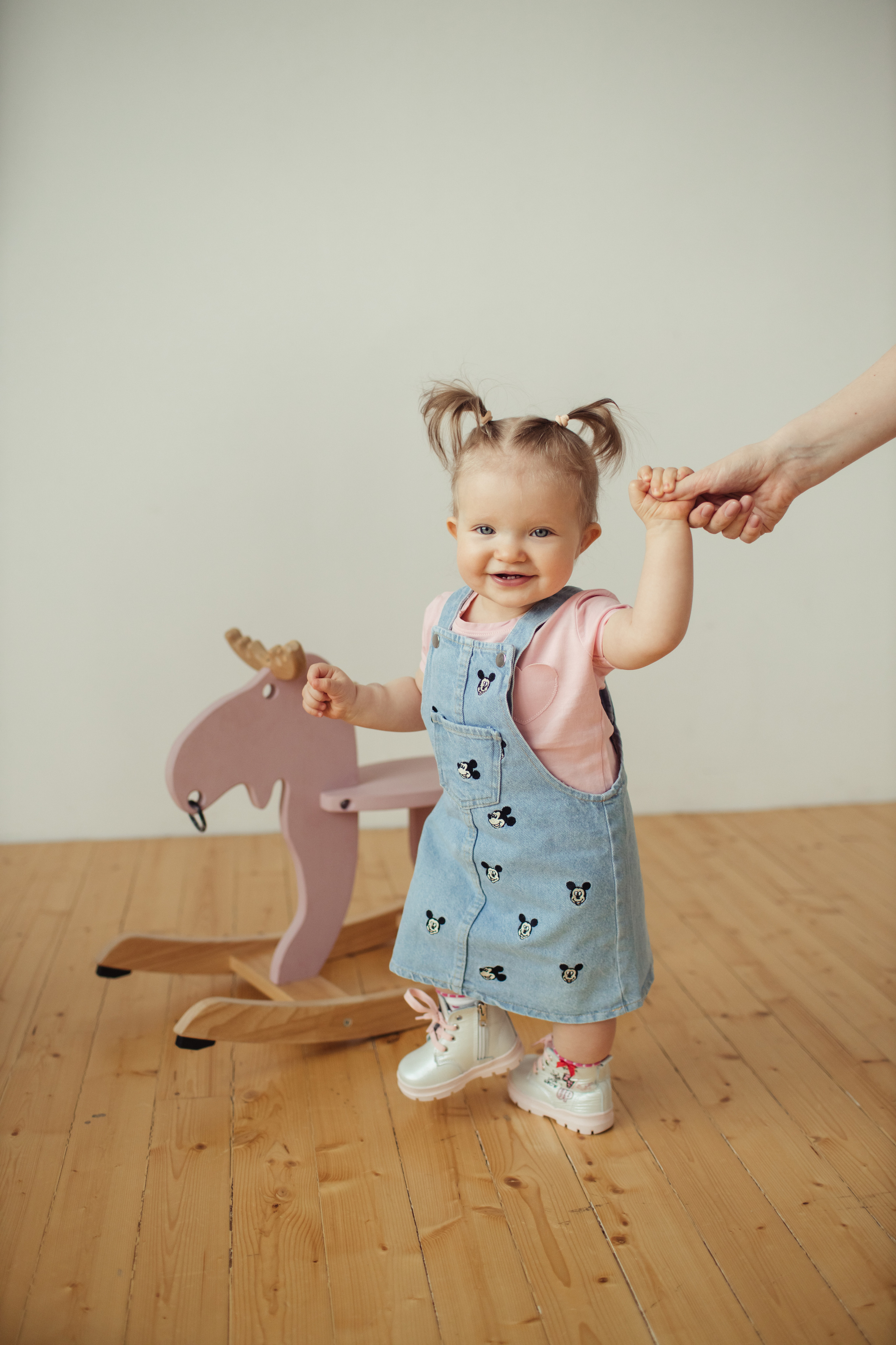 Таисия крушение тортика. Детский фотограф, фотограф на детский праздник Екатерина Огарская