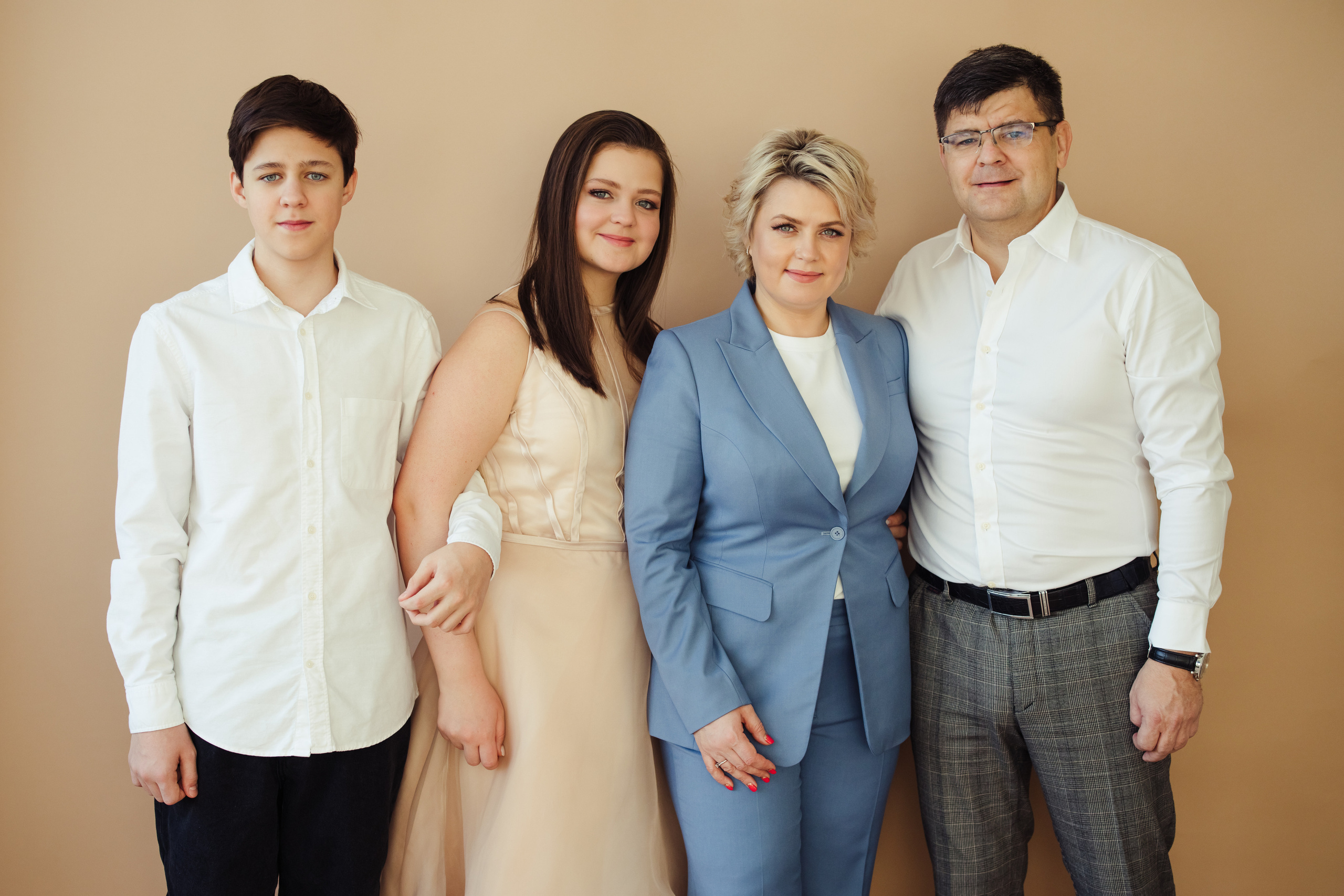 Классическая семейная фотосессия. Детский фотограф, фотограф на детский праздник Екатерина Огарская