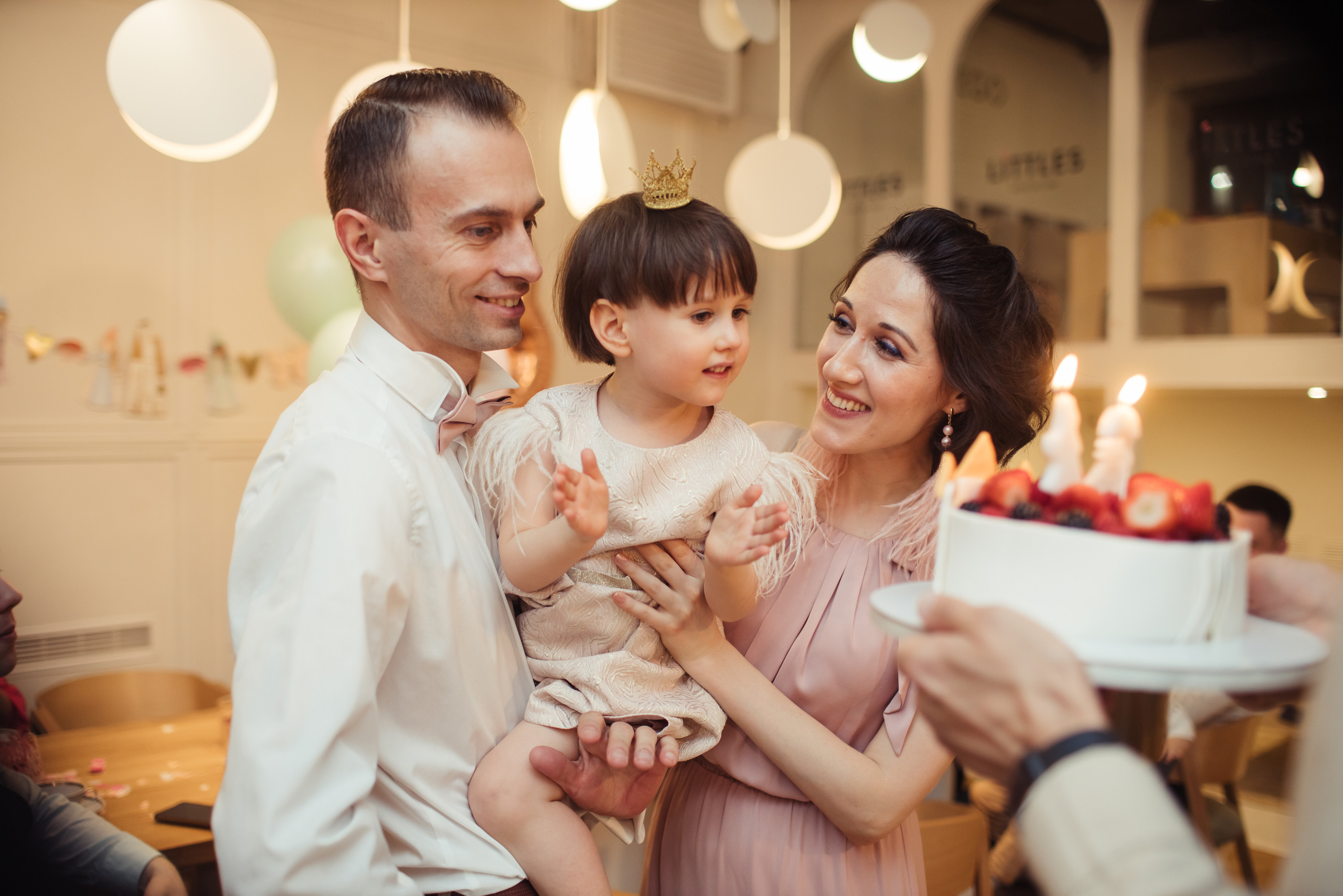 Инесса 3 года. Детский фотограф, фотограф на детский праздник Екатерина Огарская