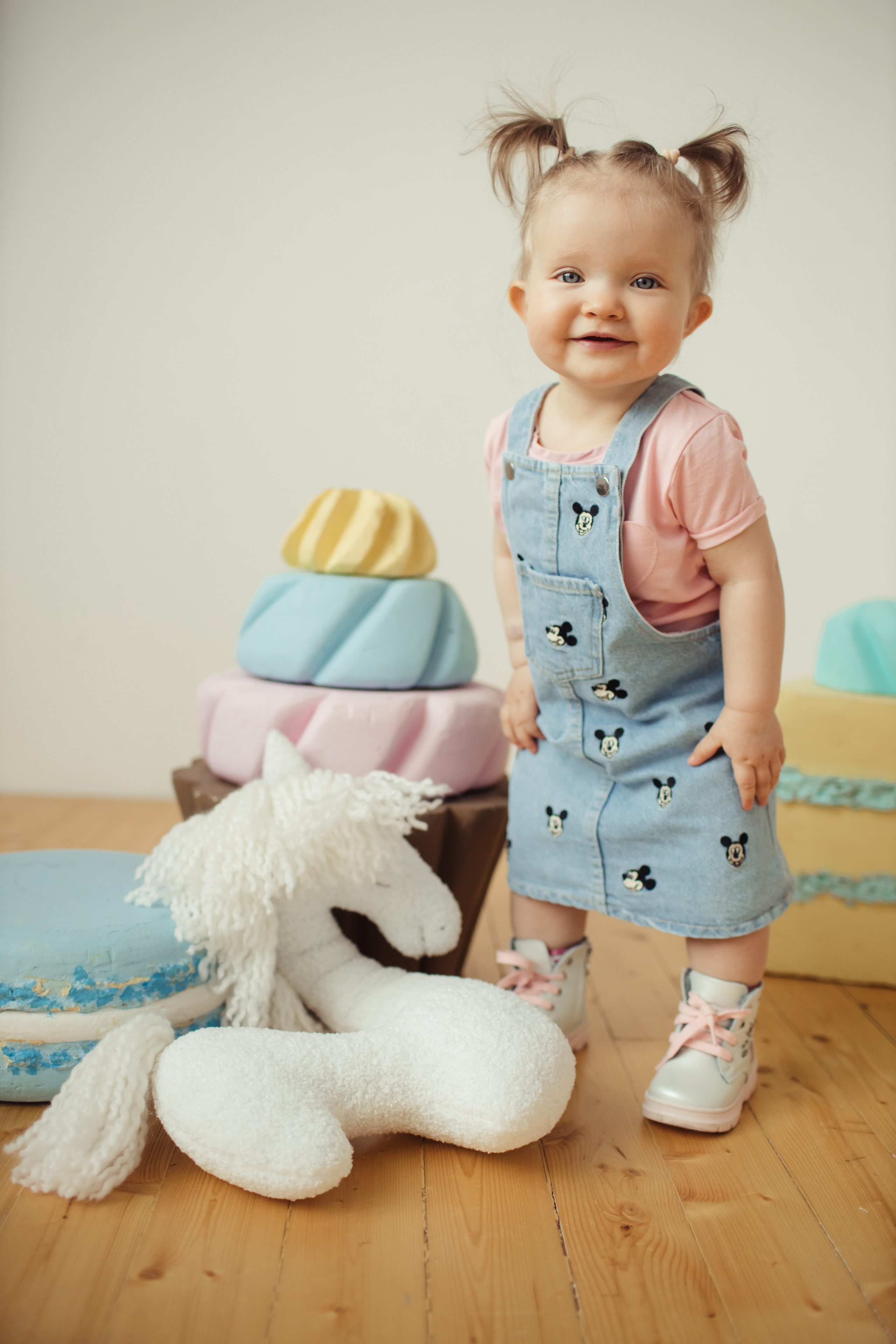 Таисия крушение тортика. Детский фотограф, фотограф на детский праздник Екатерина Огарская