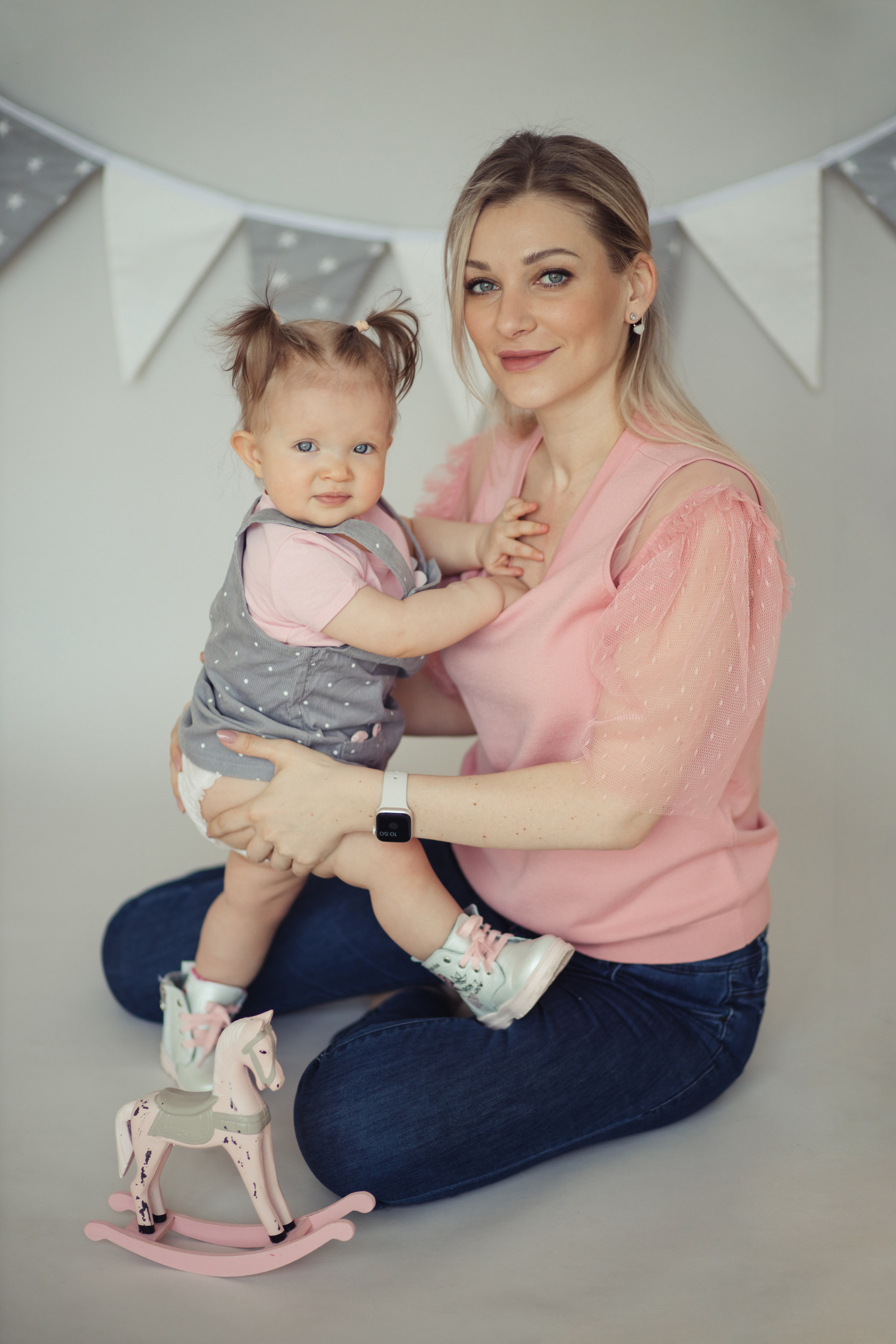 Таисия крушение тортика. Детский фотограф, фотограф на детский праздник Екатерина Огарская