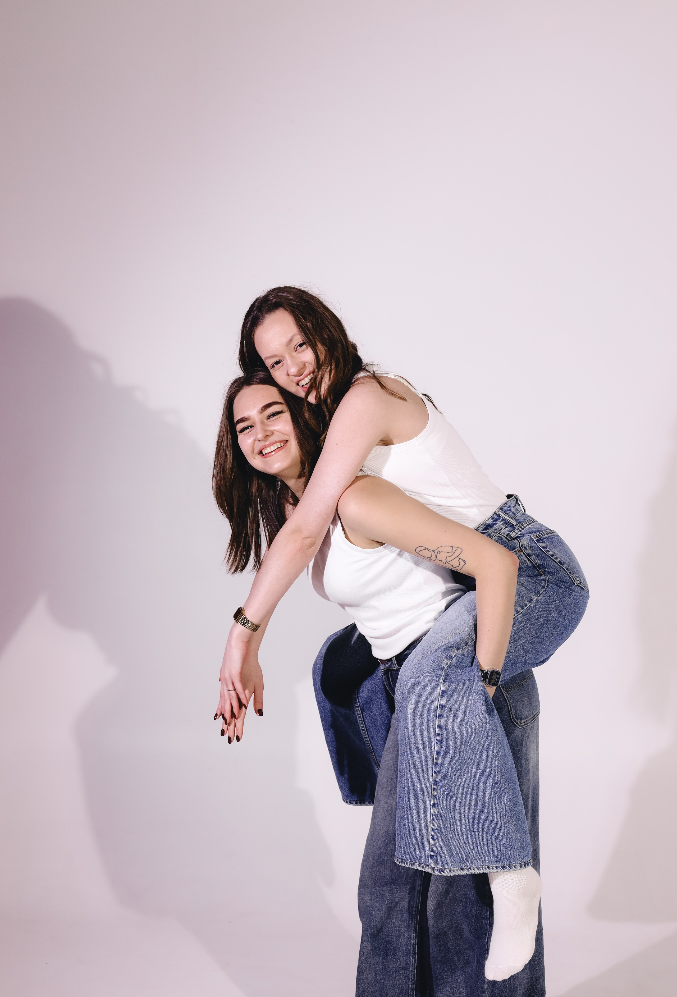 Лиза и Настя. Фотограф Мария Лаенко