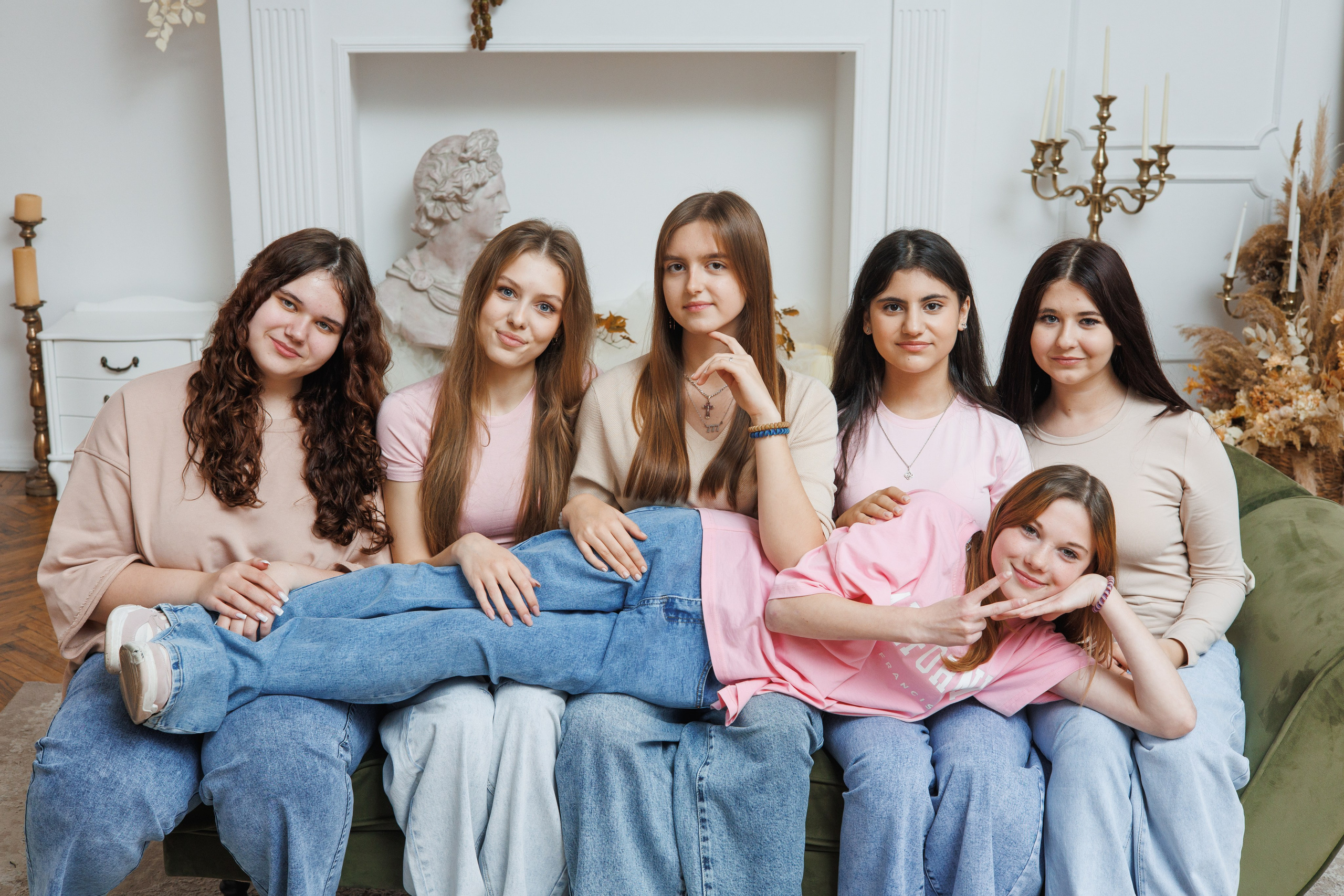 Локация для коллективных кадров № 5. Выпускные альбомы клевербук Воронеж