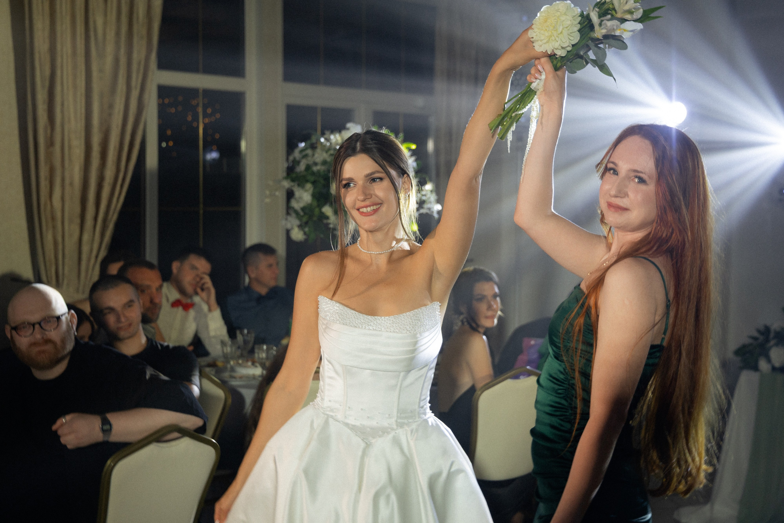 Свадебная фотосессия Анастасии и Игоря в Усадьбе Легенда. Свадебный фотограф в Минске/Беларуси Сергей Спиридонов