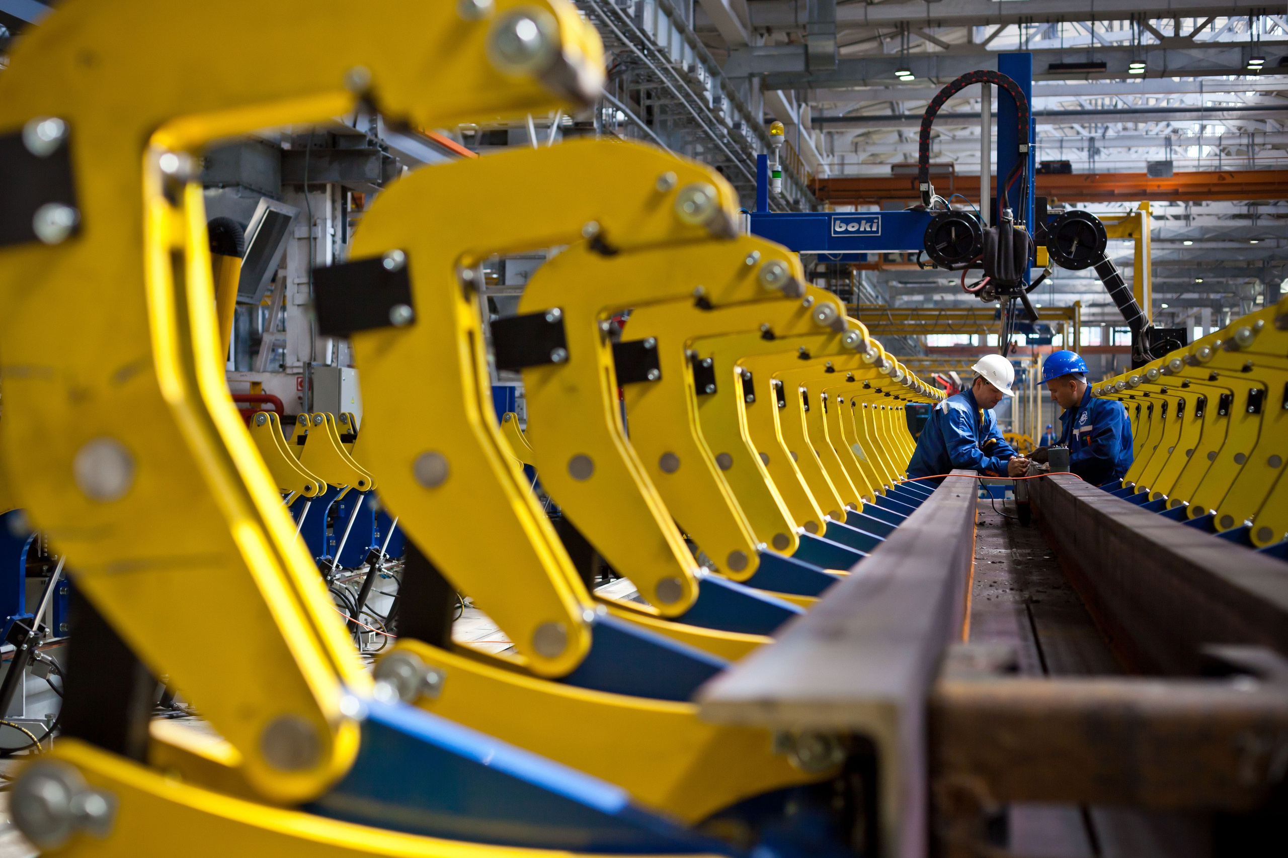 ТИХВИНСКИЙ ВАГОНОСТРОИТЕЛЬНЫЙ ЗАВОД. Рабочая сторона — бизнес портрет и репортаж в Санкт-Петербурге