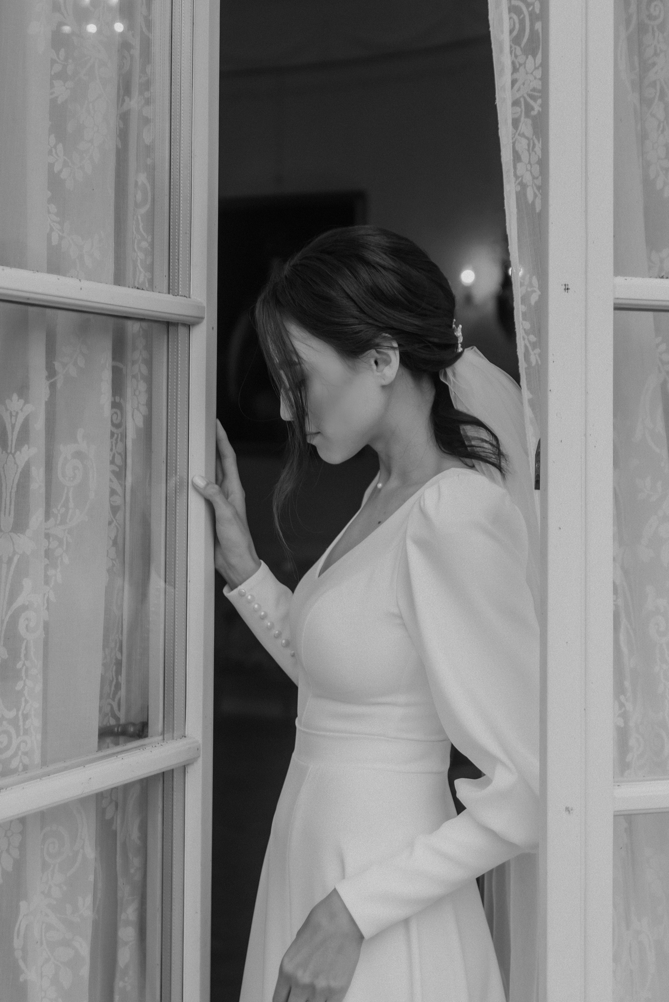 Свадебная фотосессия в Твери в красивой локации в замке в Московской области. Свадебный фотограф в Твери, Москве и Санкт-Петербурге Денисова Екатерина