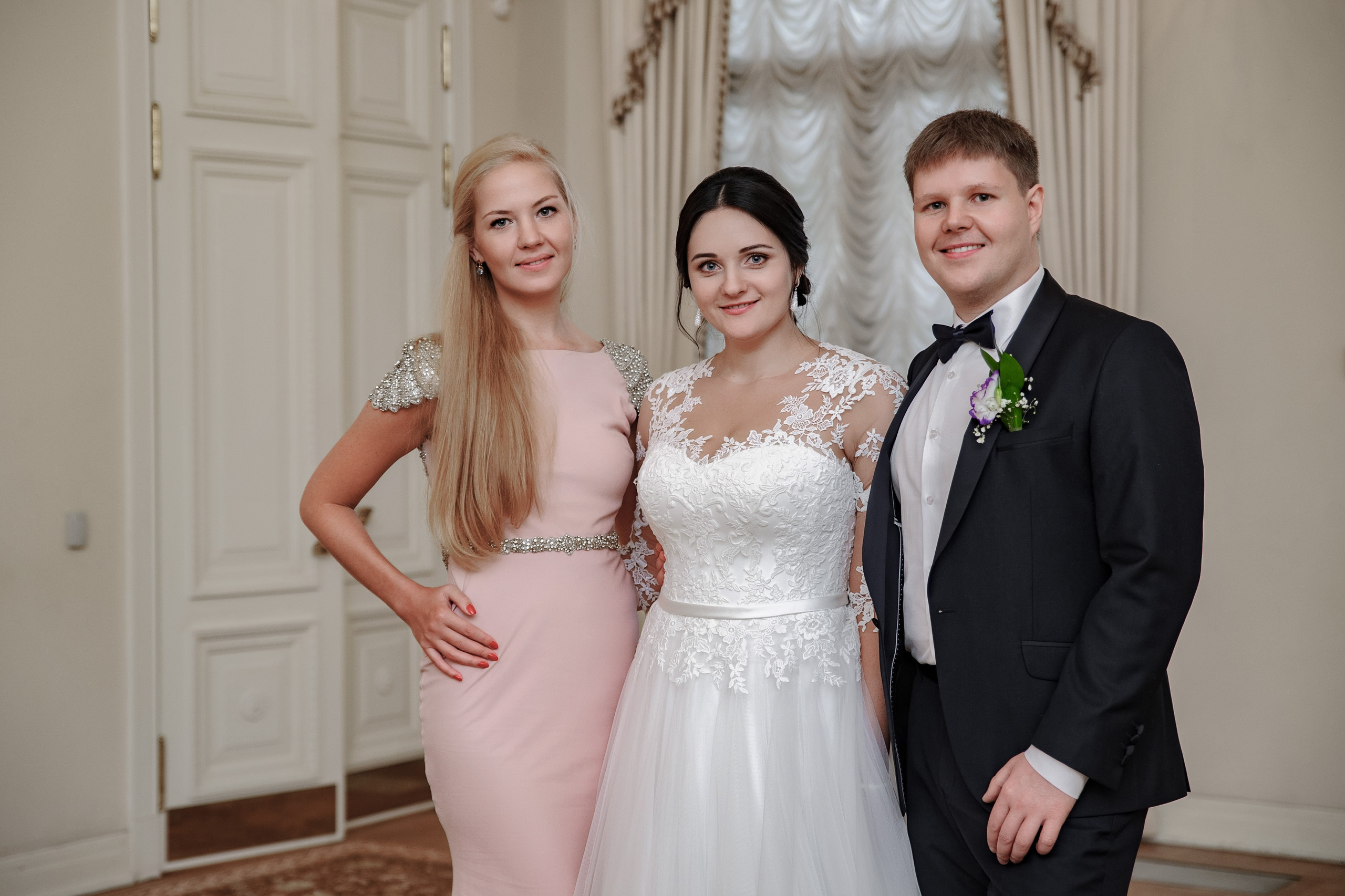 Фотограф на Свадьбу в Пушкине, Фотосъёмка регистрации и фотосессия во дворце. Фотограф Алексей Лукин. Профессиональная фотосъёмка в Санкт-Петербурге. Обработка и Ретушь фотографий
