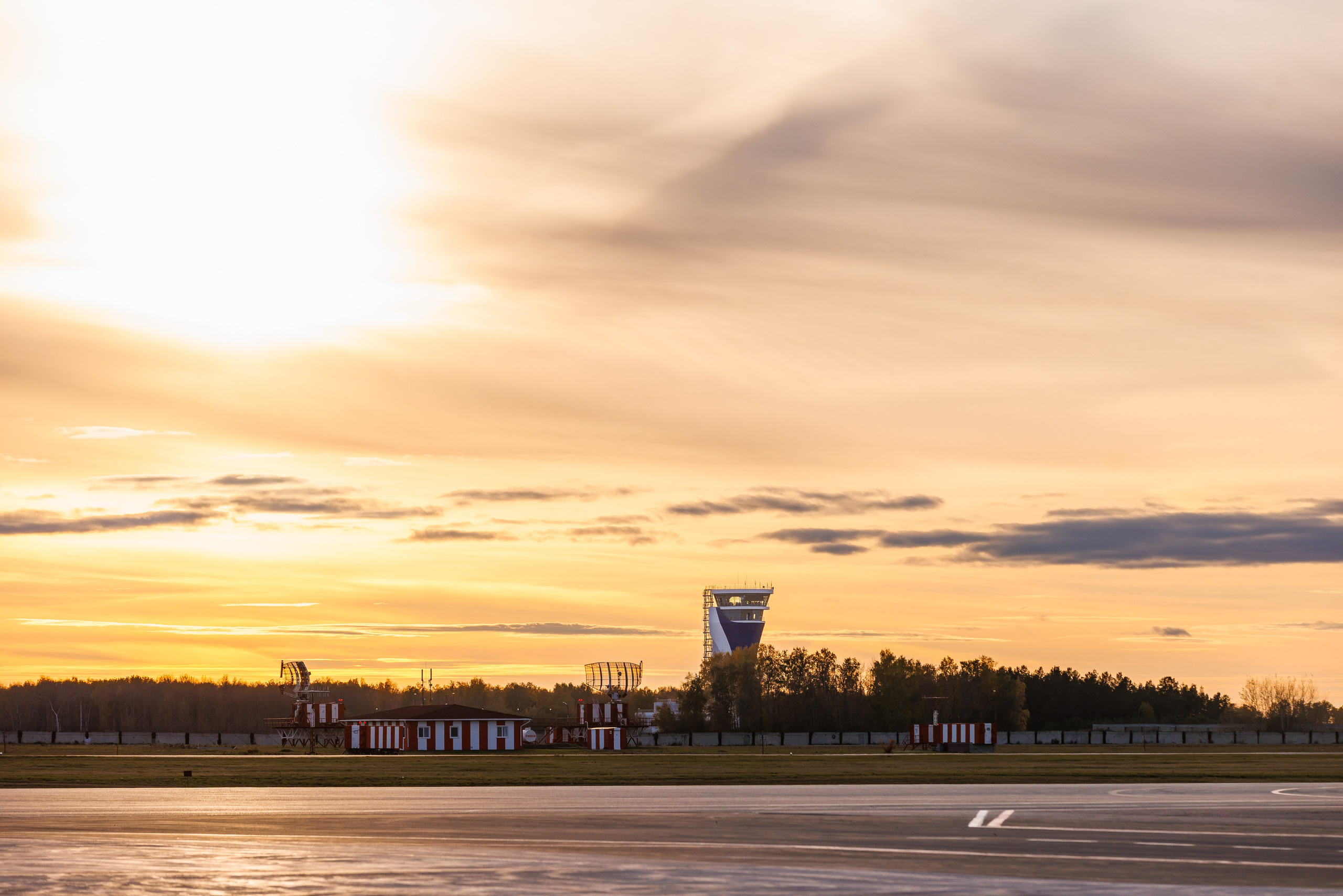 Споттинг аэропорт Рощино. Главная