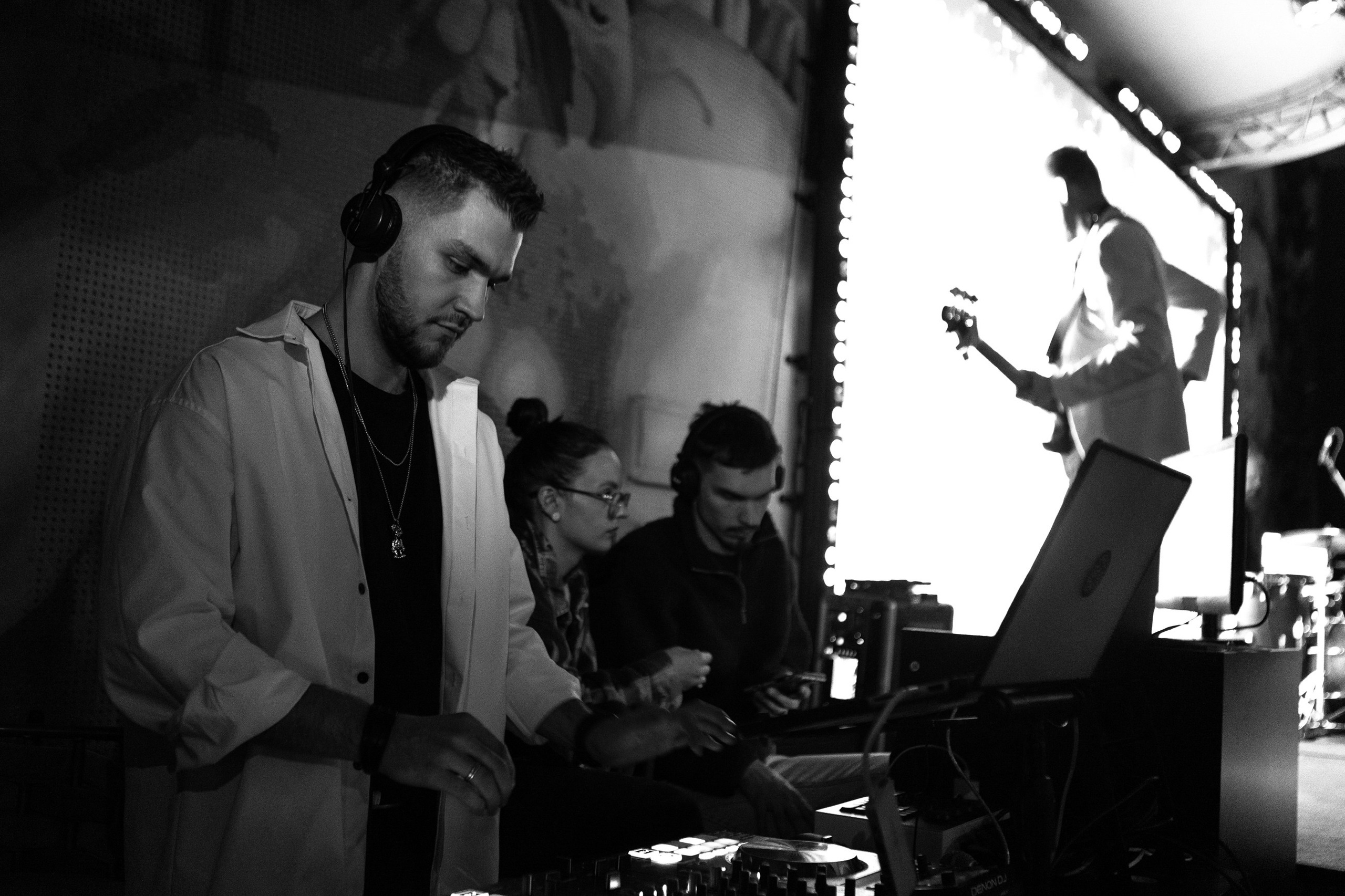 Atlas корпоратив. LEVORIGINAL