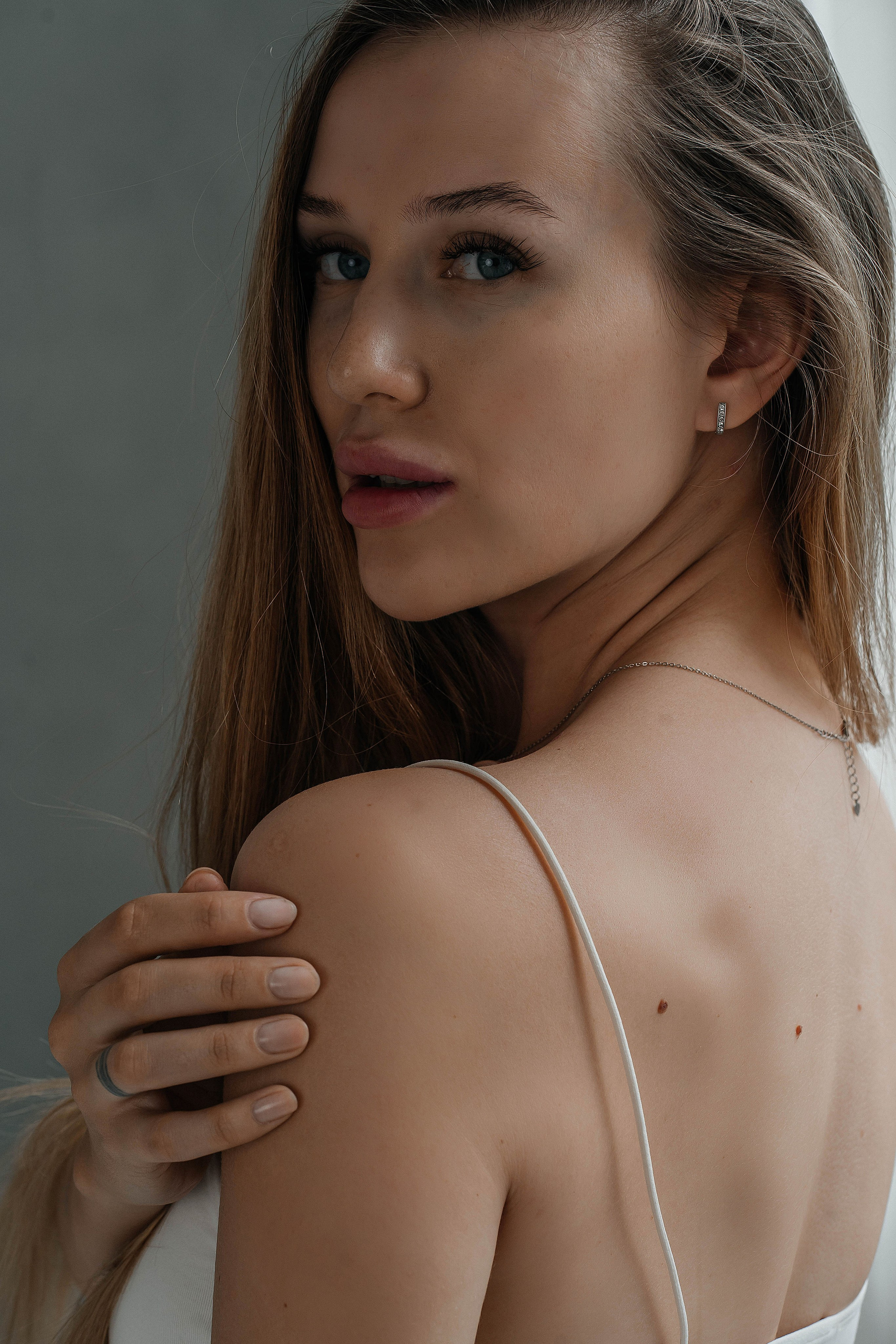 Съемки в интерьере студий. Виктория Алпеева — фотограф по любви