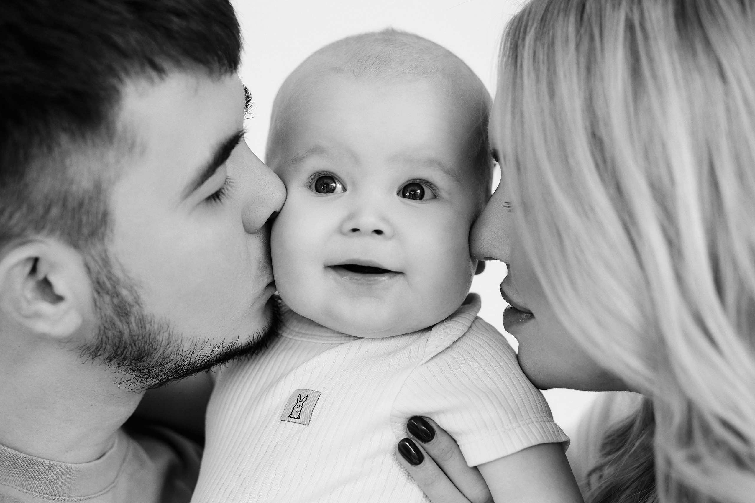 Кирилл, Ксения, Степан и Макарик. Свадебный фотограф Чайковский