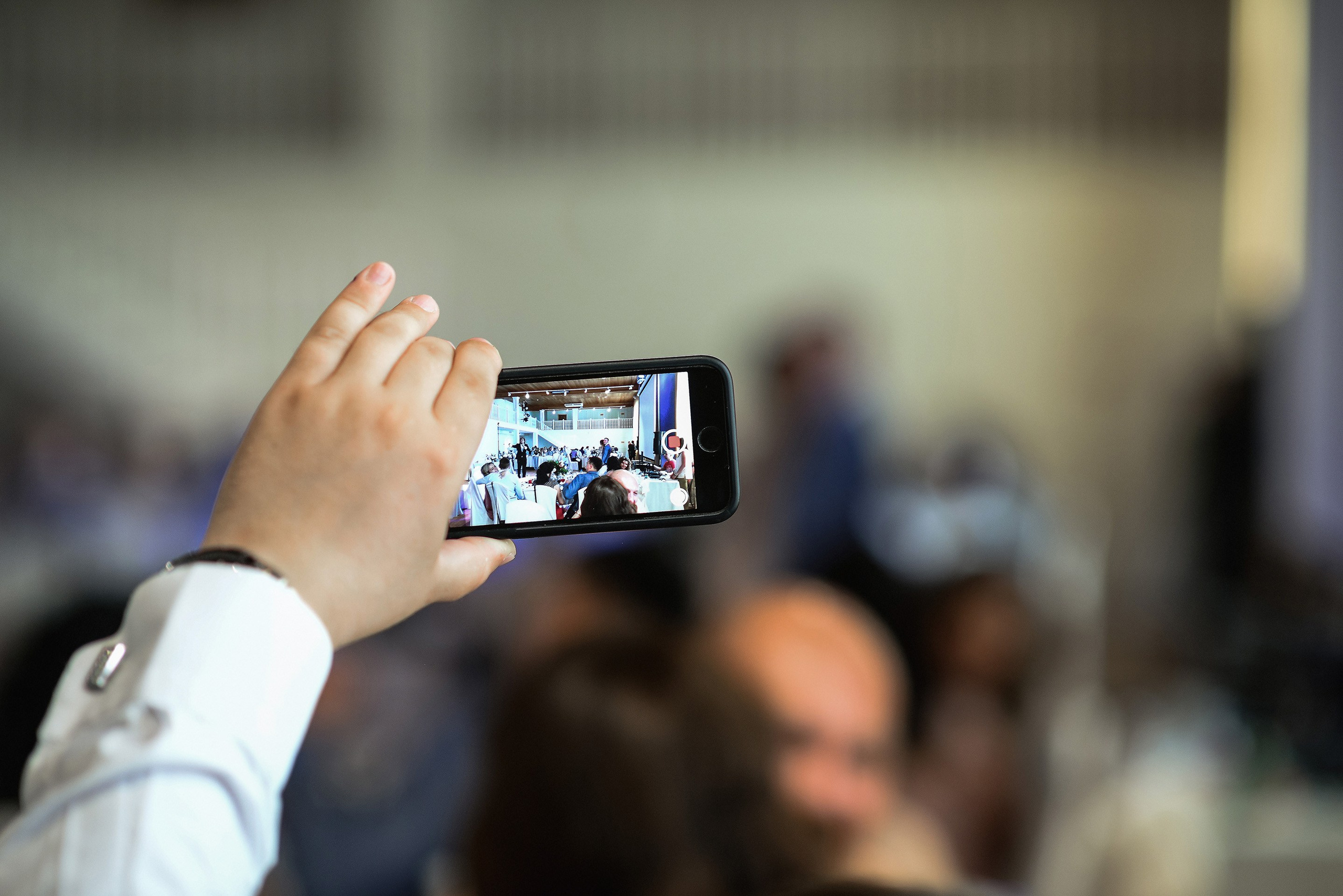 💐 Радик и Яна — душевная загородная свадьба в Villatic | Теплые фото под Красноярском. 📸 Свадебный и семейный фотограф в Красноярске Тихомиров Евгений | 17 лет опыта | 800+ свадеб